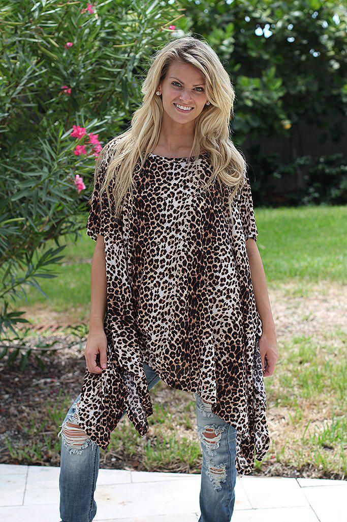 Stylish Leopard Print Poncho-Style Tunic for All-Day Comfort