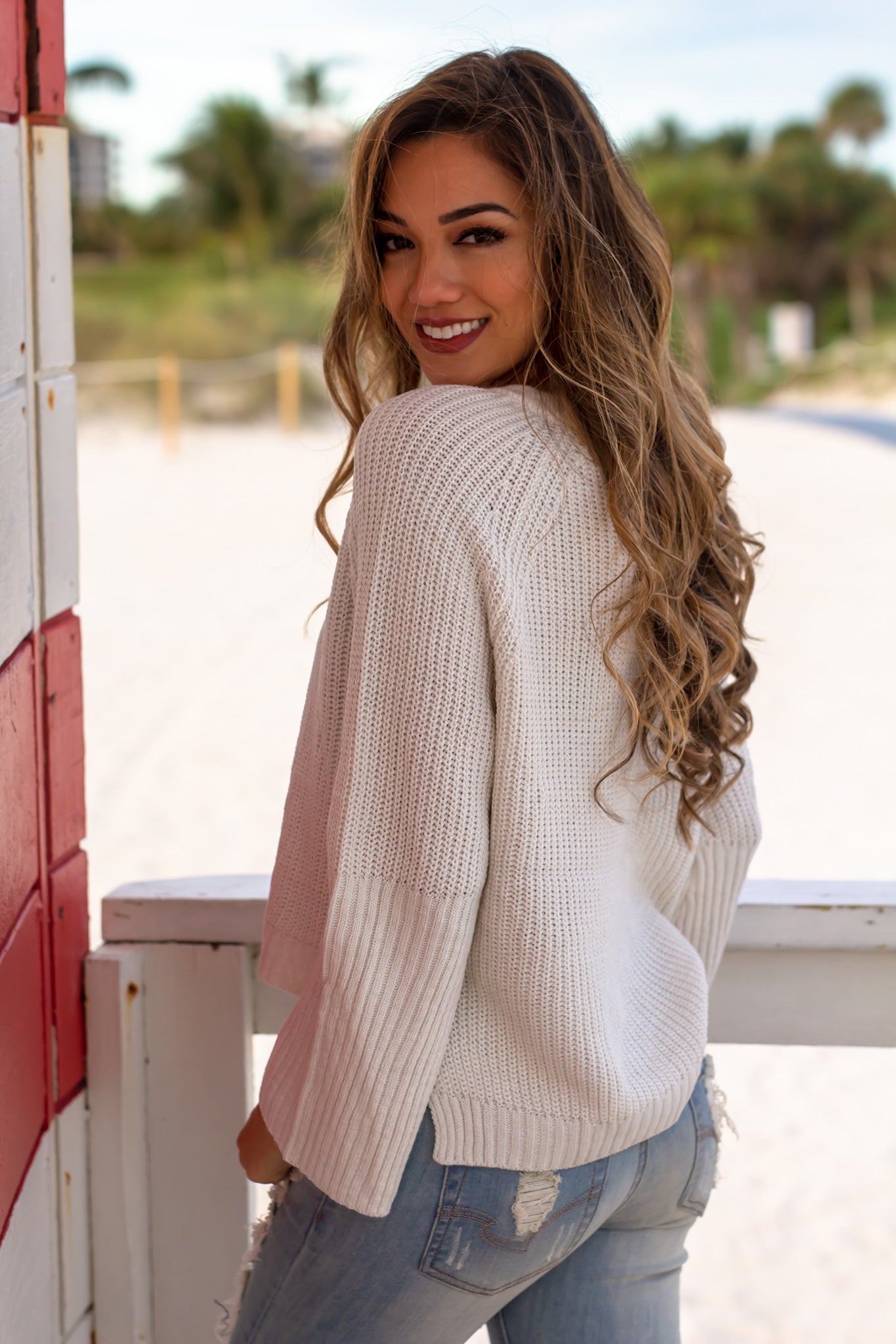 Stylish Light Gray Knit Lace-Up Bell-Sleeve Sweater for Fall and Winter