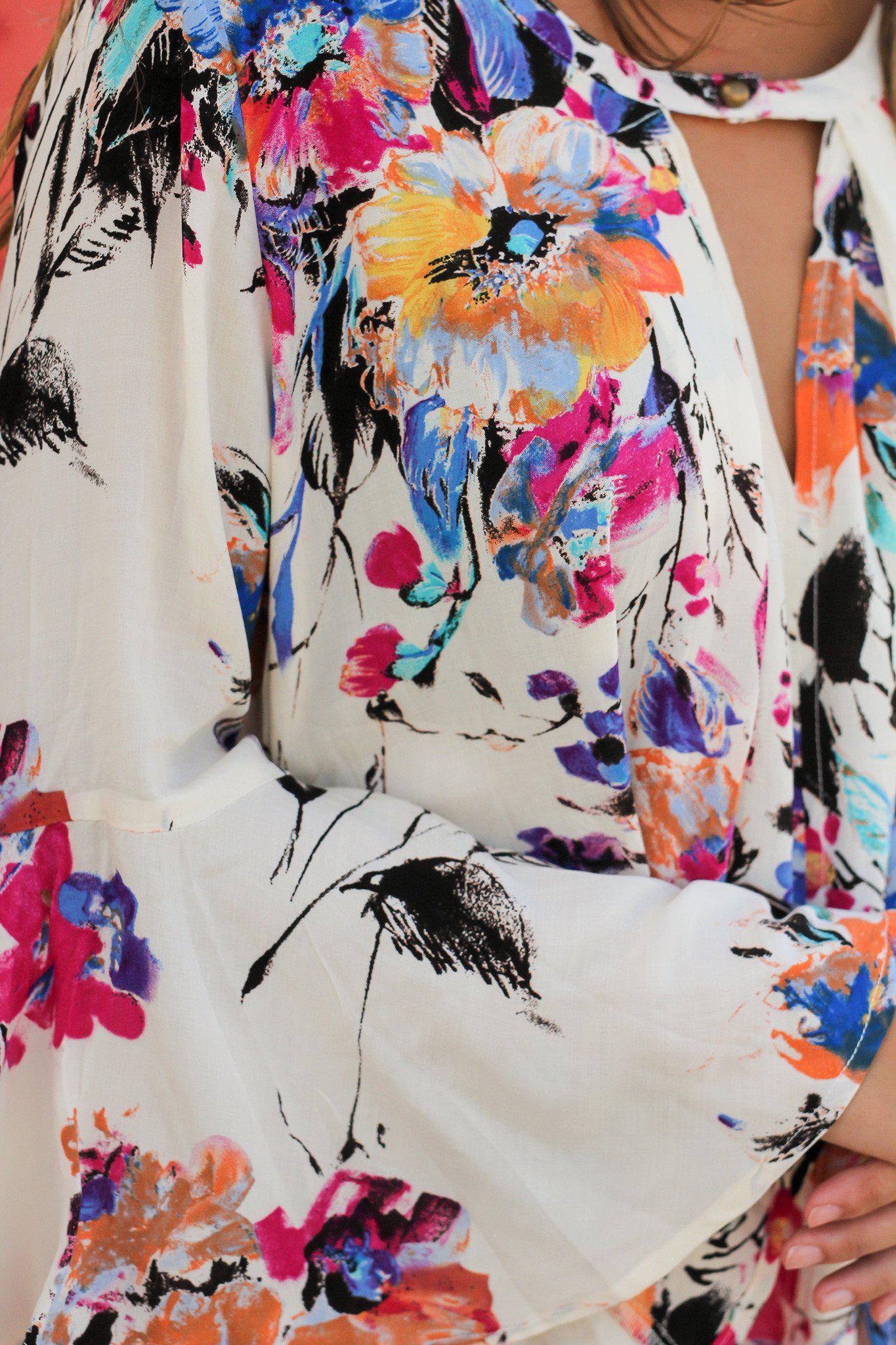 Adorable Ivory Floral Bell - Sleeve Tunic for Spring and Summer