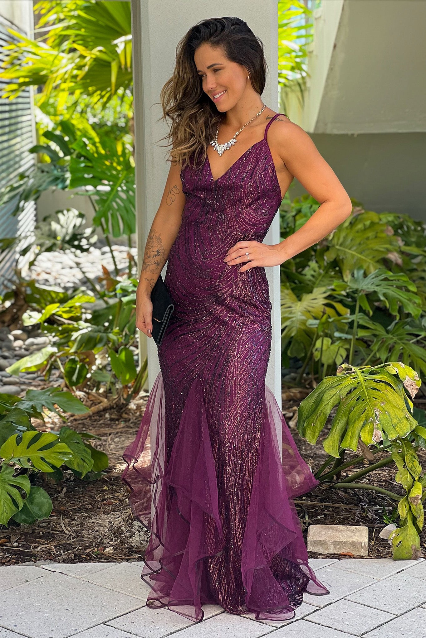 Elegant Maroon Glittery Long Formal Maxi Dress for Special Events
