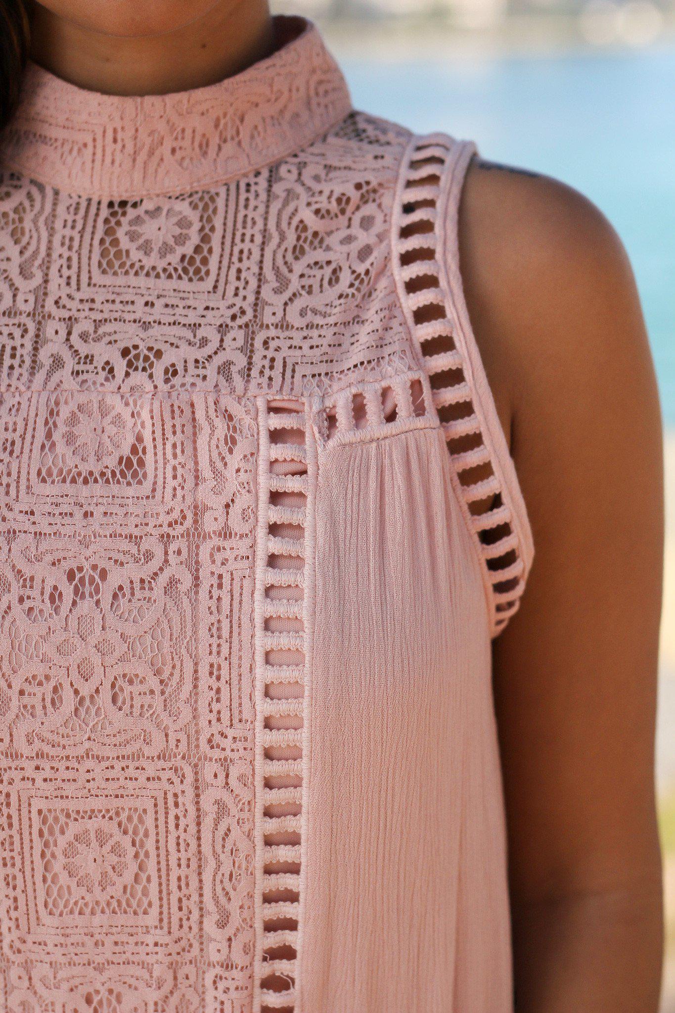 Blush-colored Short Women's Dress Adorned with Delicate Lace Details