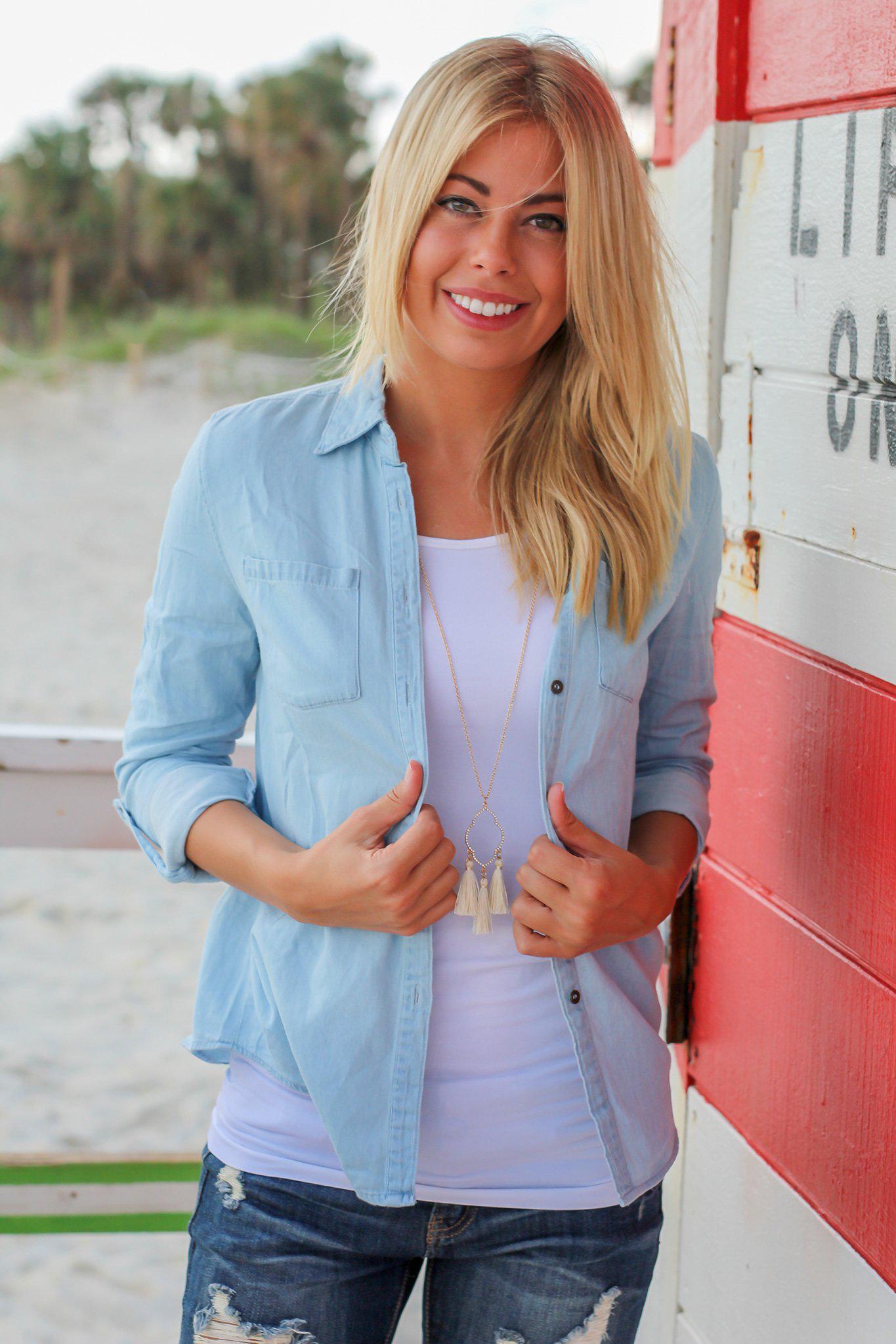 Stylish Light Blue Chambray Long - Sleeve Button - Down Top for All Occasions