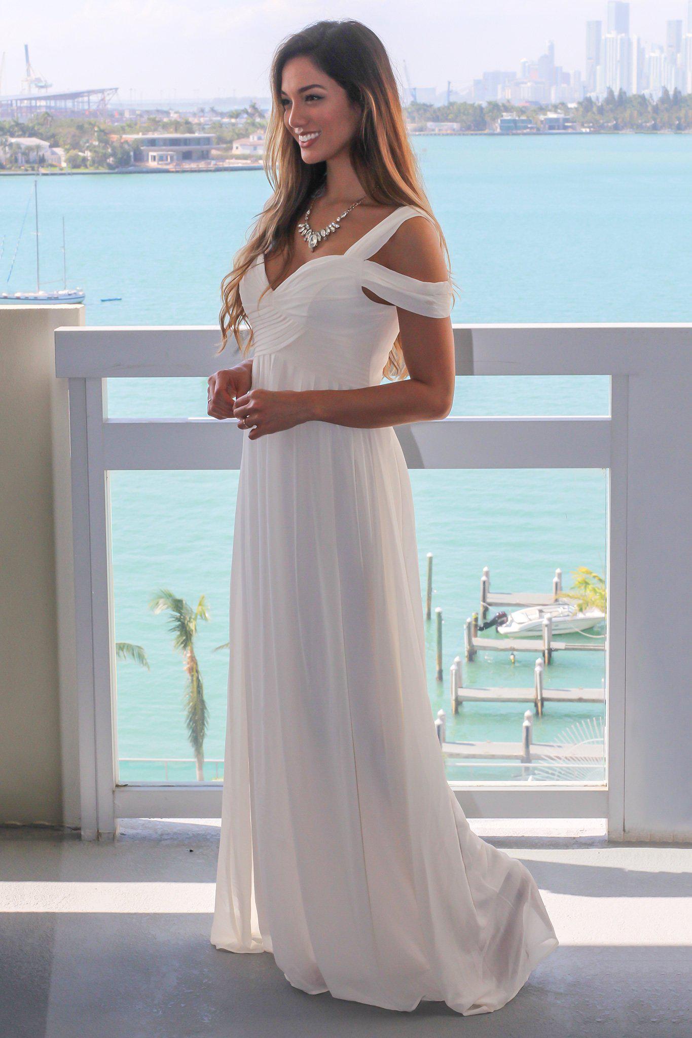 Elegant Ivory Sleeveless Off-Shoulder Maxi Dress for Special Occasions