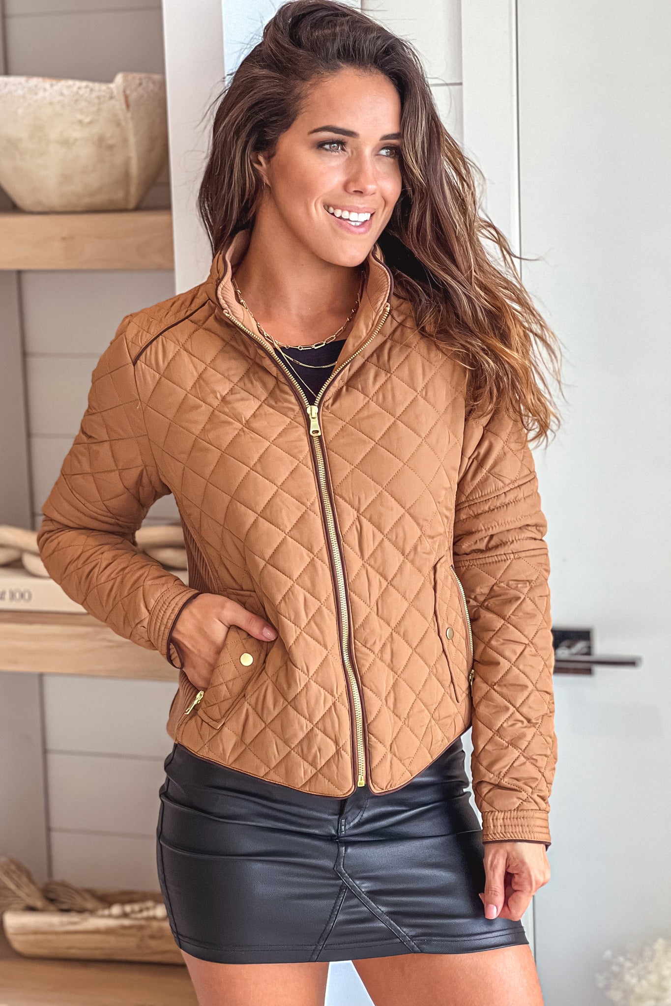 Stylish Camel-Colored Quilted Women's Jacket for Cool Weather