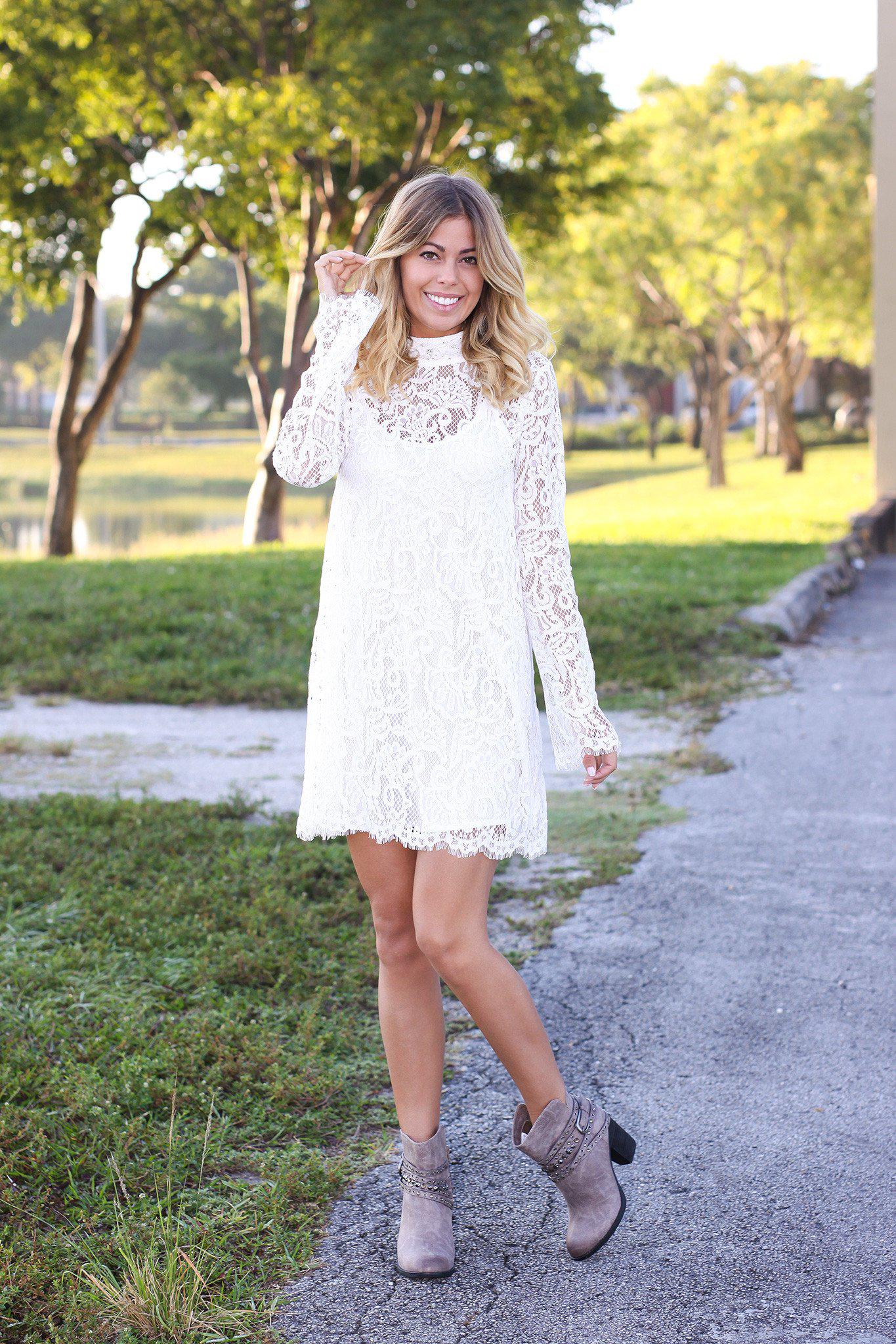 Elegant Ivory Short Lace Dress with Long Sleeves for Women