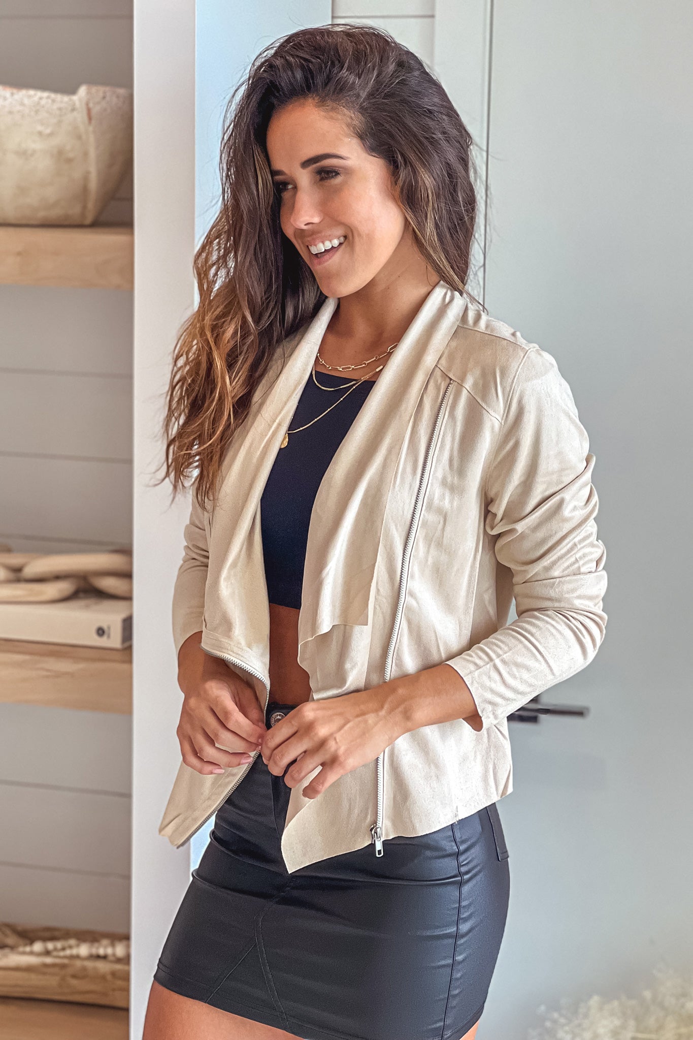 Stylish Champagne Draped Open-Front Faux Suede Jacket for Fall and Winter