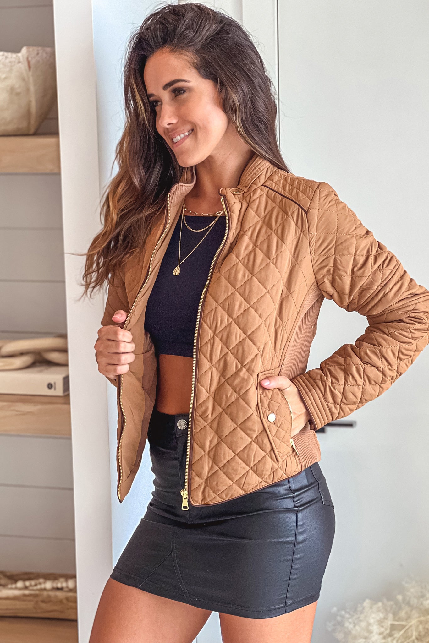 Stylish Camel-Colored Quilted Women's Jacket for Cool Weather