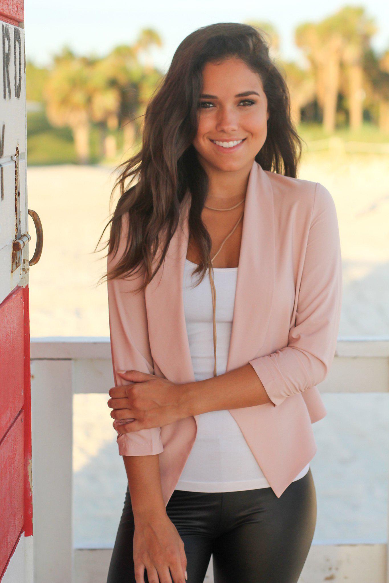 Fashionable Mauve Women's Blazer for Versatile Styling
