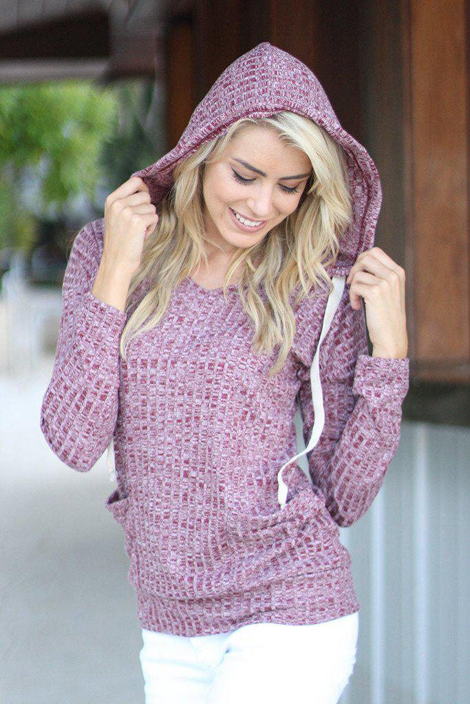 Stylish Burgundy Knitted Hooded Top with Convenient Pockets for Various Occasions