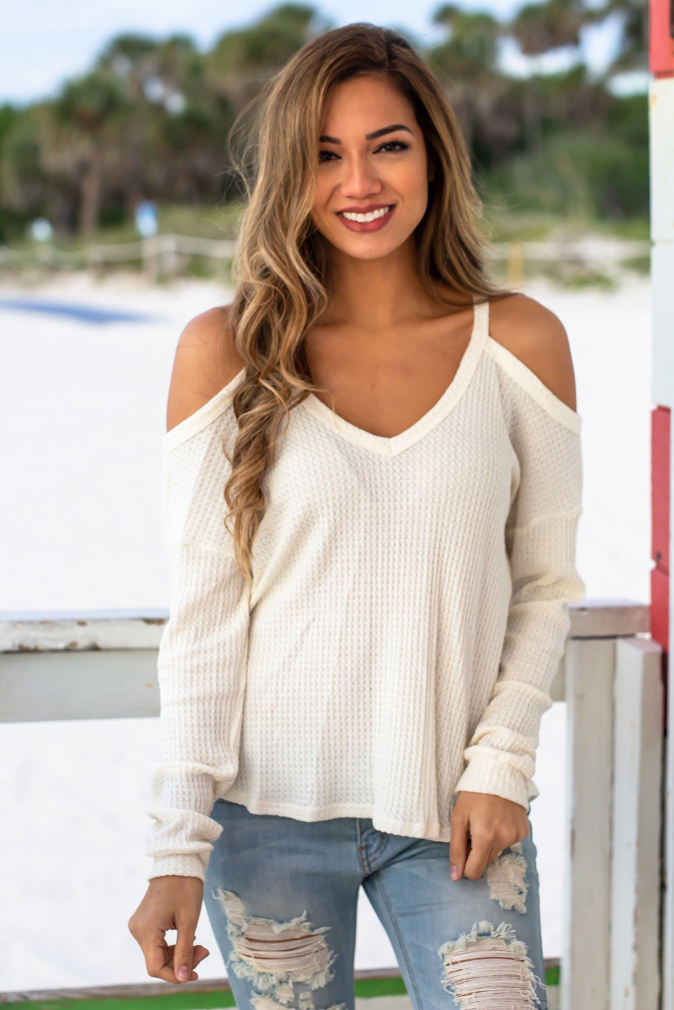 Ivory-colored Knitted Women's V-Neck Long Sleeve Casual Top for Winter