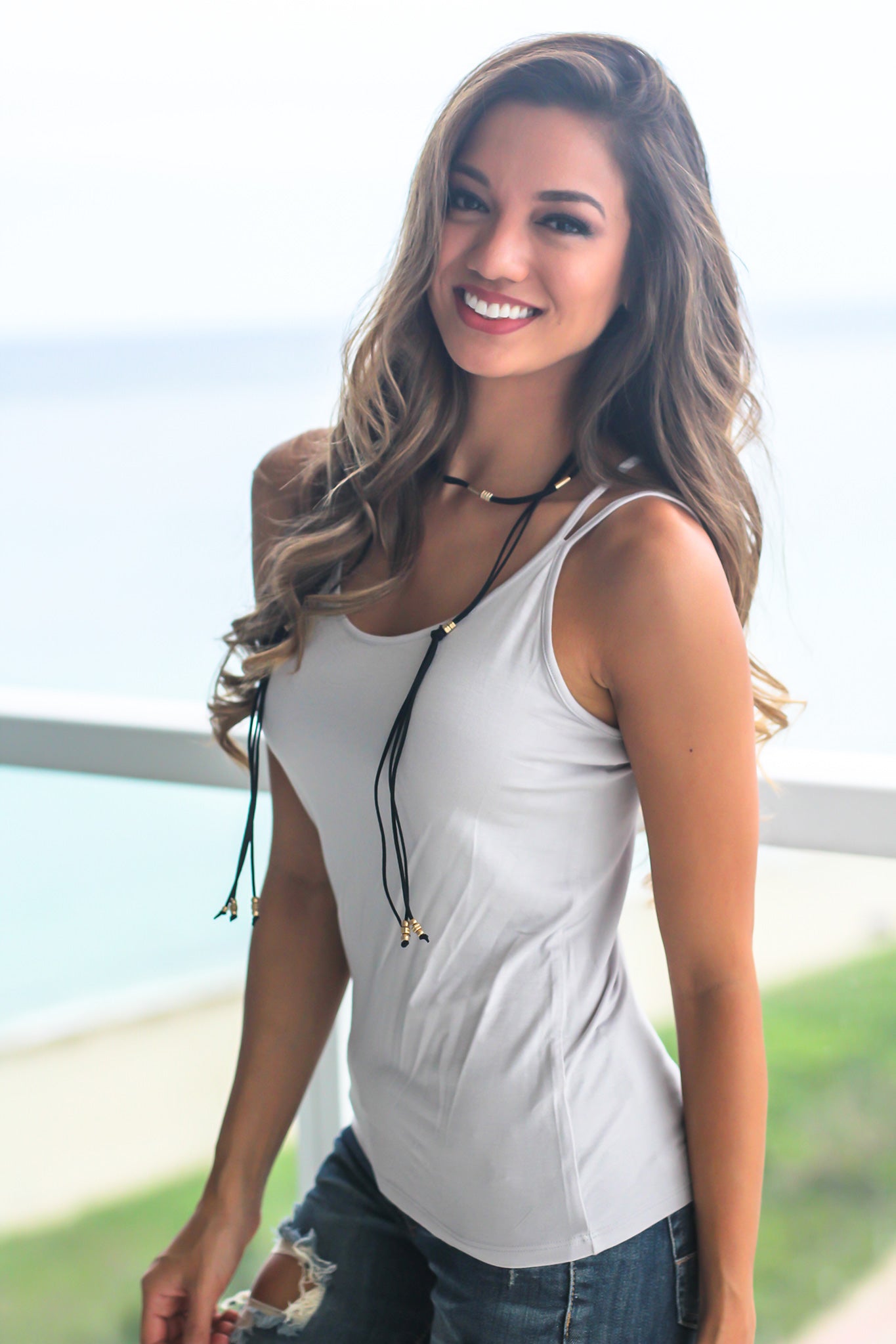 Stylish Light Gray Sleeveless Strappy Tank Top for Everyday Wear