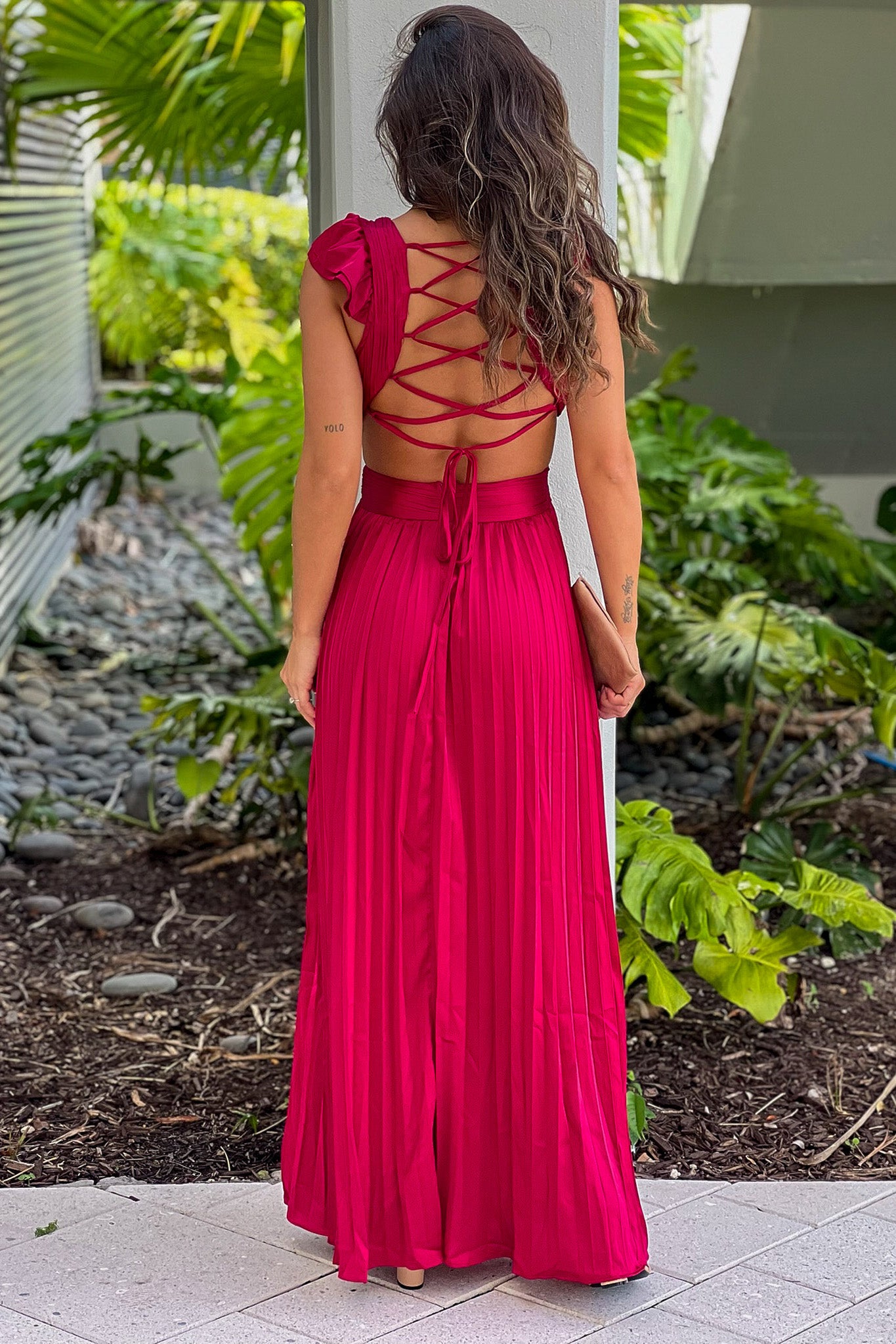 Stunning Burgundy Maxi Dress with Pleated Design and Lace - Up Back