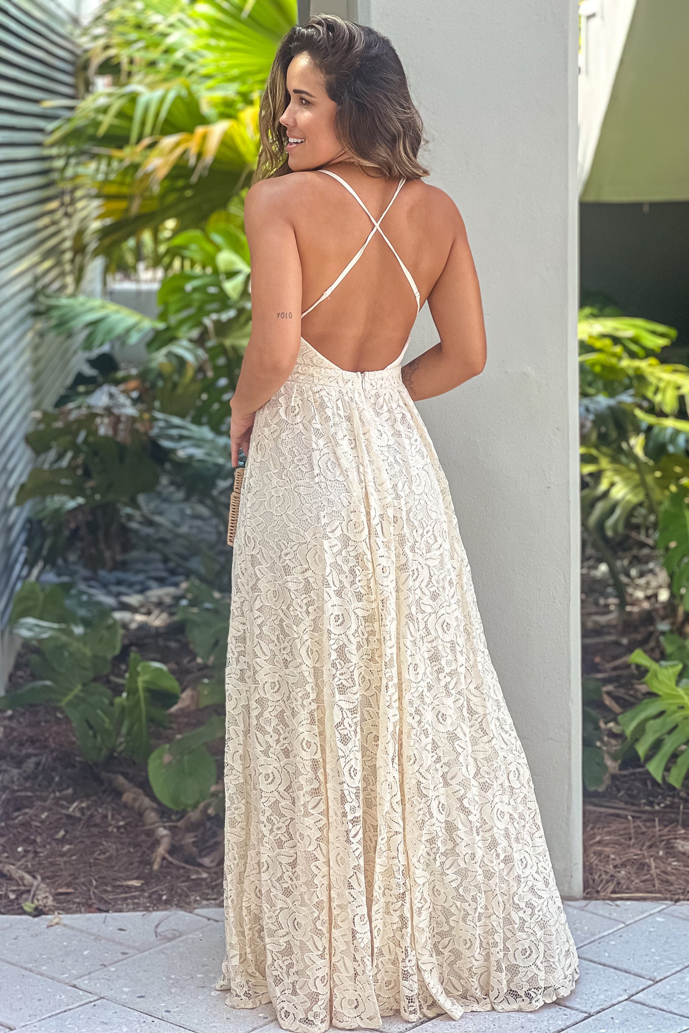 Elegant Cream-Colored Lace V-Neck Floor-Length Maxi Dress for Special Occasions