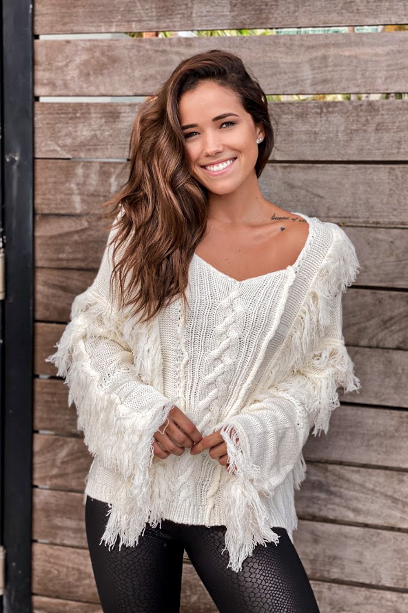 Stylish Cream Acrylic Knit Sweater with Frayed Edges