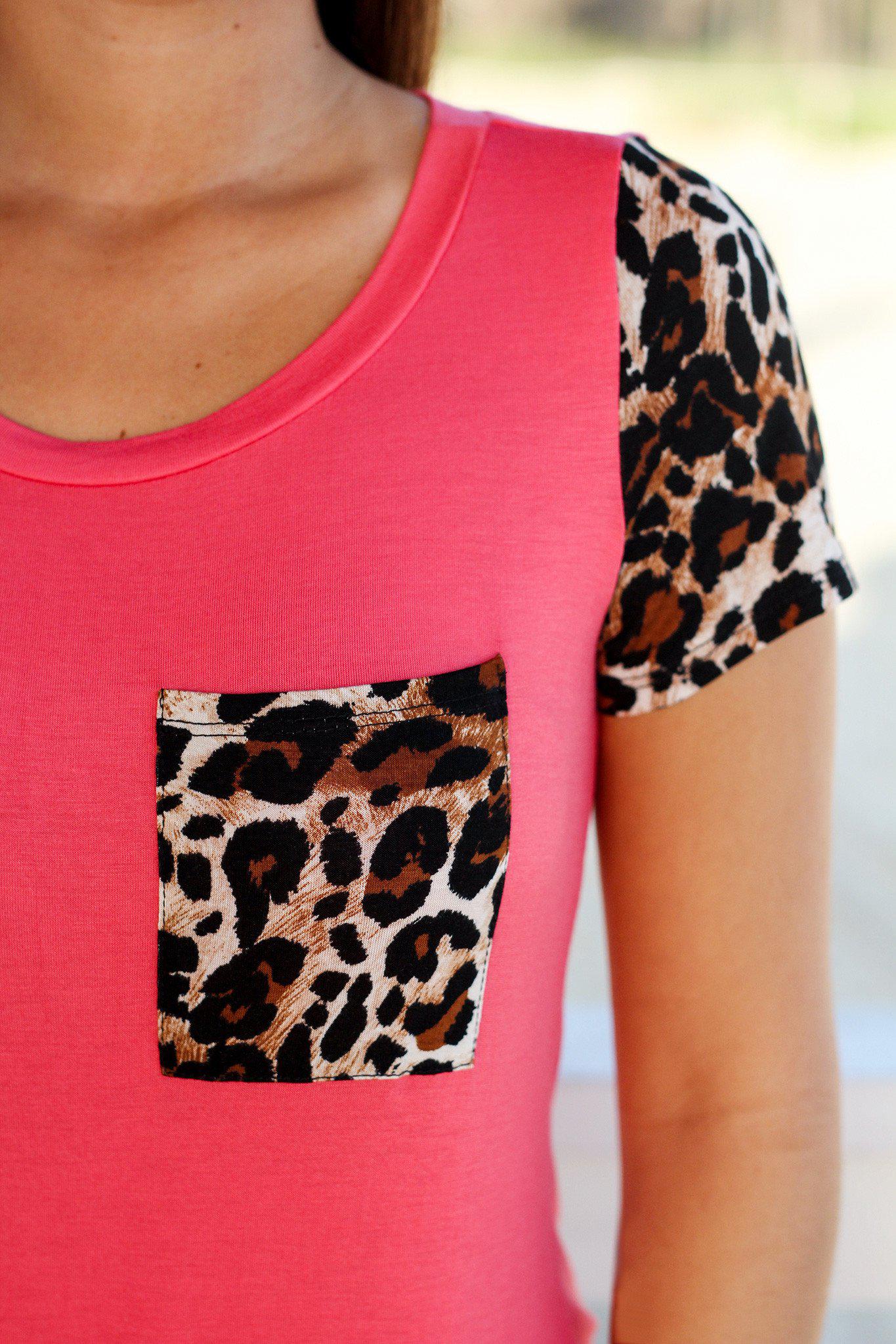 Stylish Coral Top with Leopard Print Sleeves and Pocket