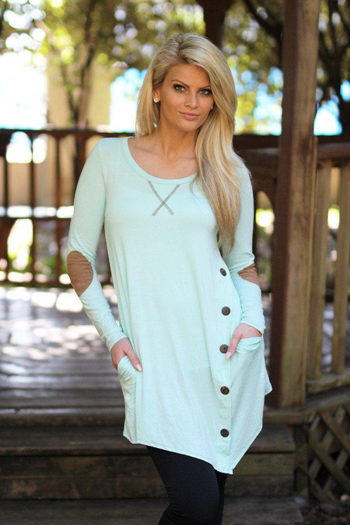 Stylish Mint Button-Up Top with Functional Pockets and Elbow Patches