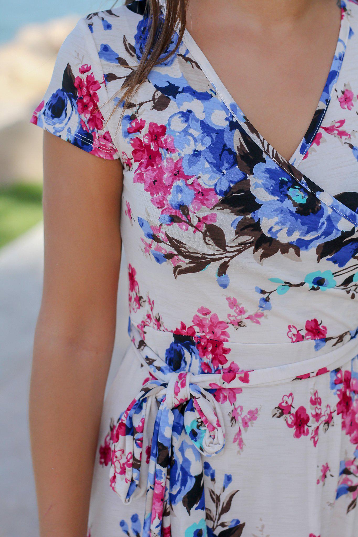 Comfy Ivory, Pink, Aqua & Green Floral Short-Sleeve Maxi Dress