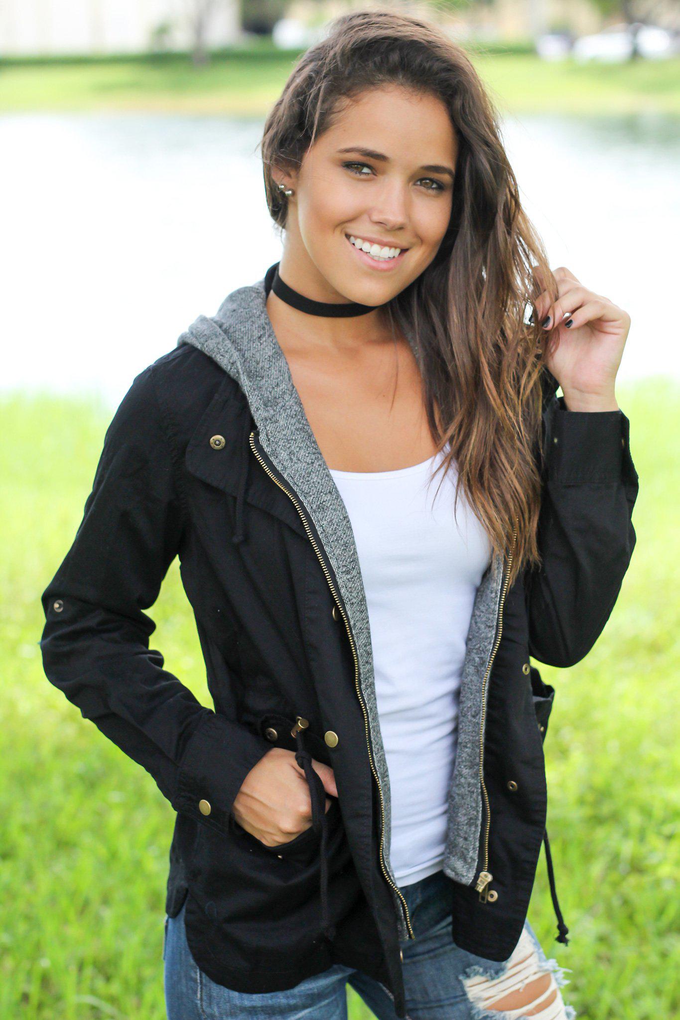Stylish Black Cotton Jacket with a Chic Gray Hood for Fall