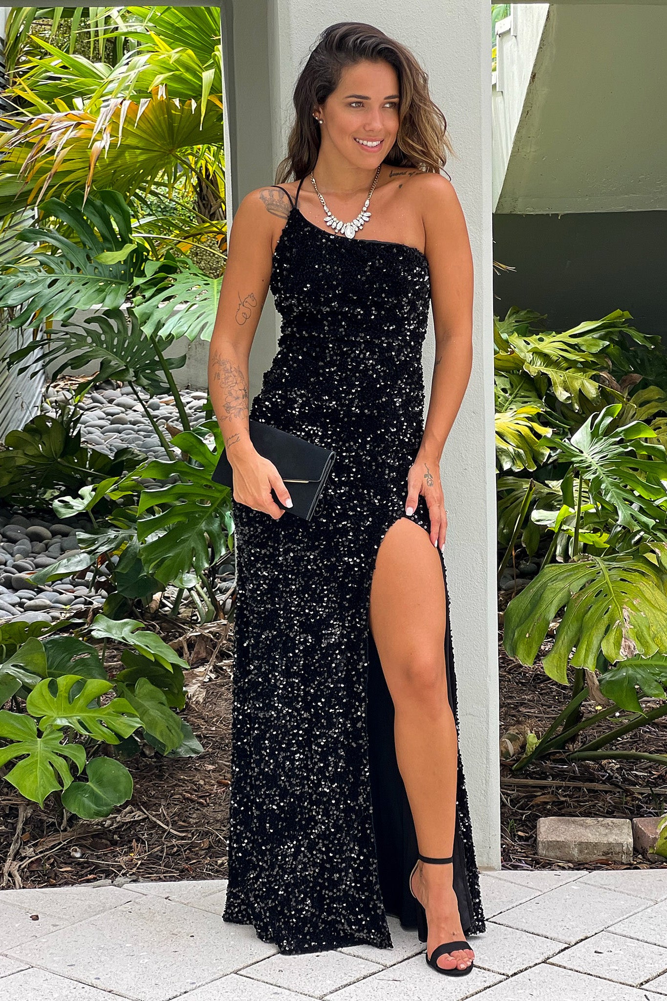 Gorgeous Black Sequin Adjustable One-Shoulder Maxi Dress for Special Events