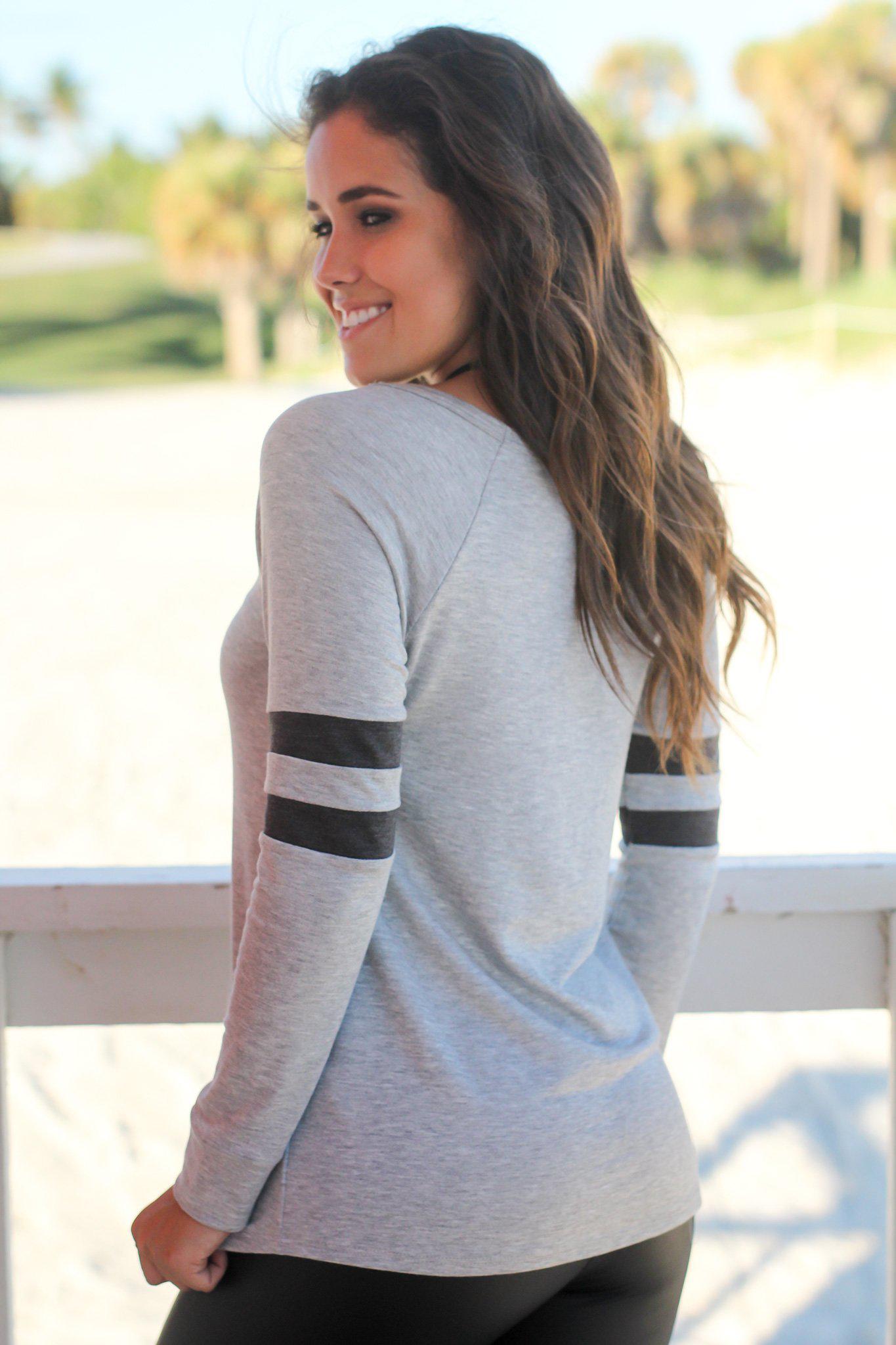 Stylish Heather Gray Long - Sleeve Varsity Casual Top with Charcoal Stripes