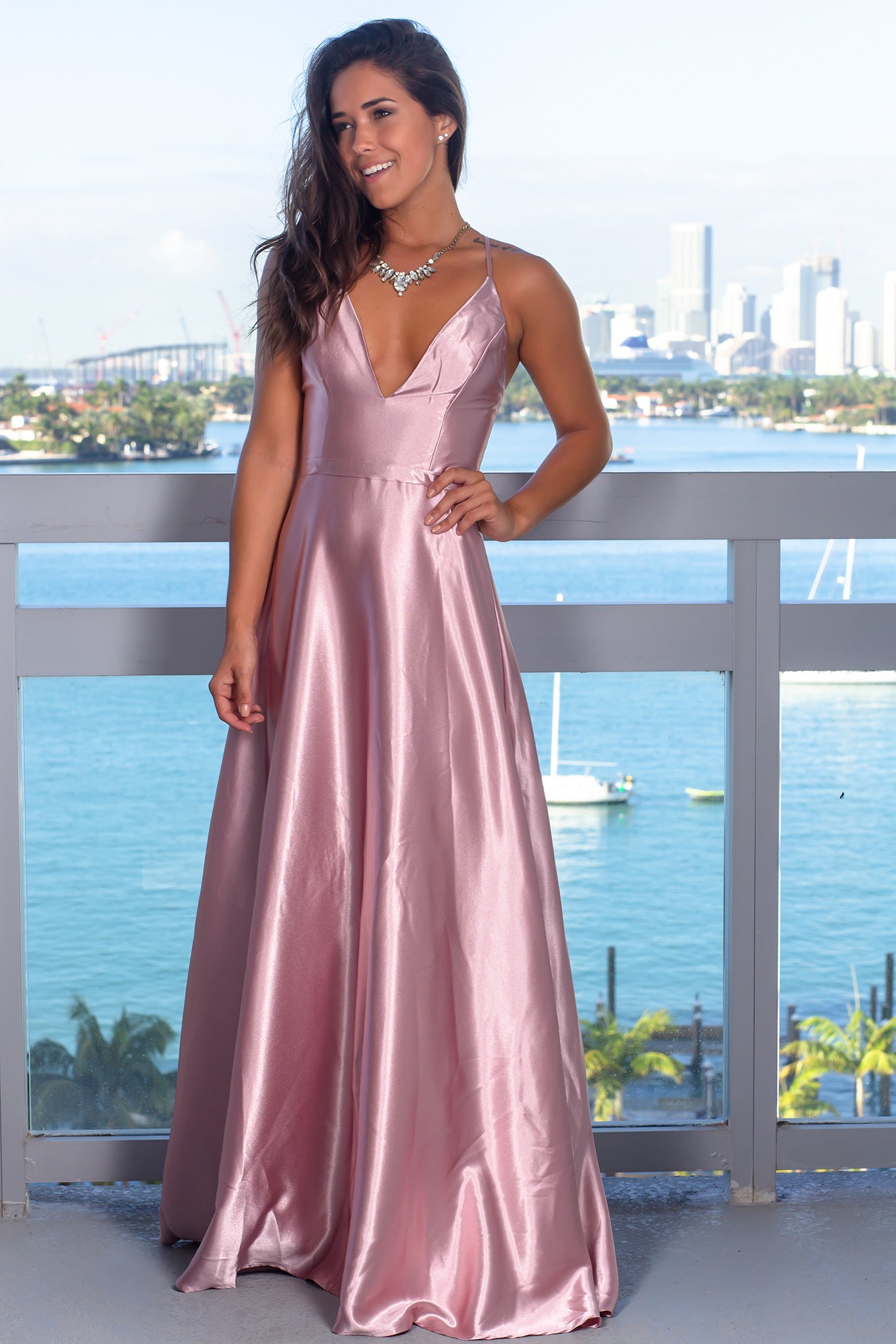 Stylish Women's Mauve V-Neck Maxi Dress with Criss Cross Back Design