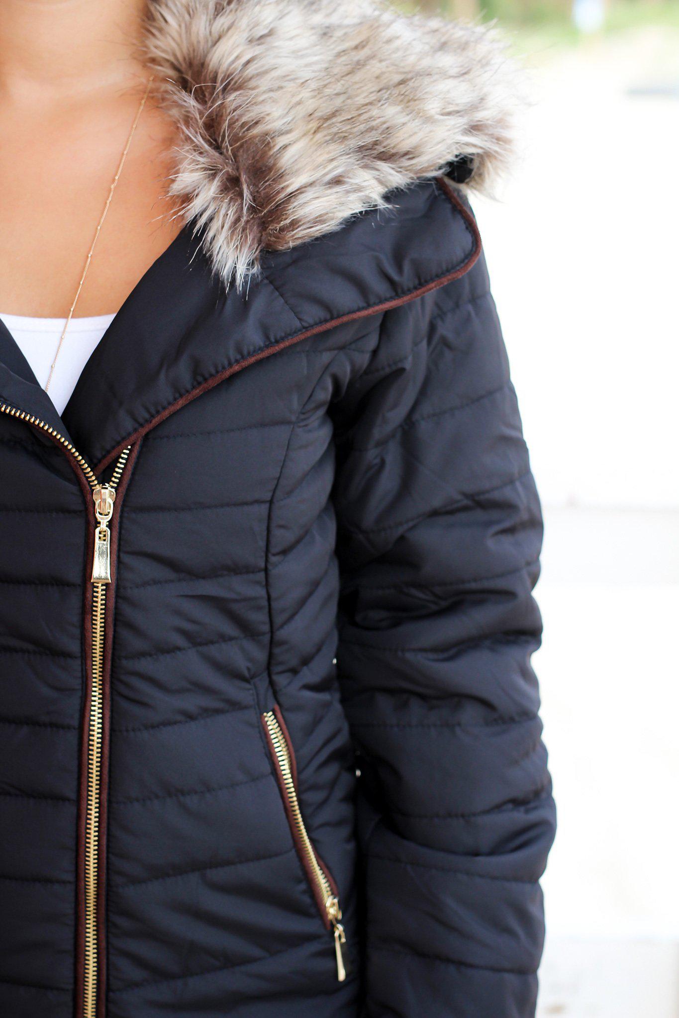 Stylish Black Quilted Jacket with Side Zipper for Fall and Winter