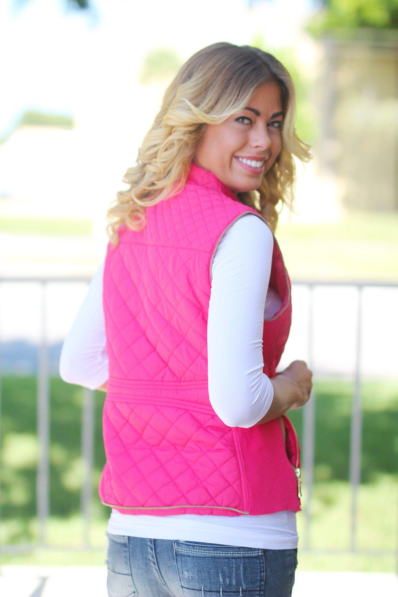 Stylish Coral Quilted Women's Vest with Functional Pockets for Cool Weather