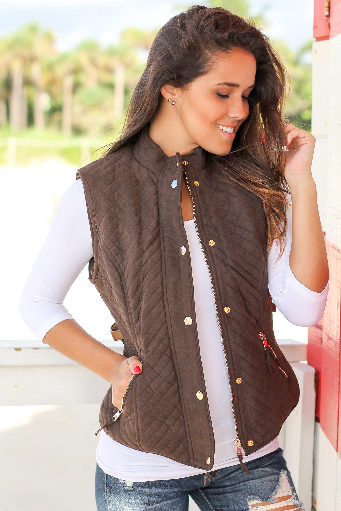 Stylish Chocolate Quilted Women's Vest with Faux Fur Lining for Layering