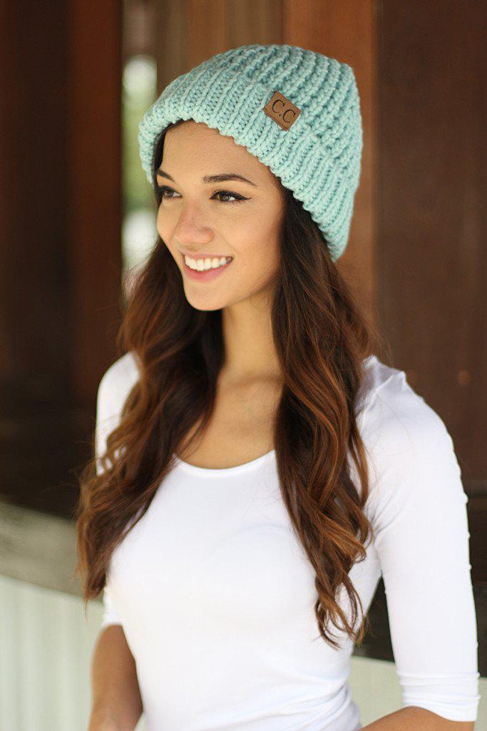 Mint-colored Heavy Stitch Winter Knit Beanie for Fashionable Cold Weather