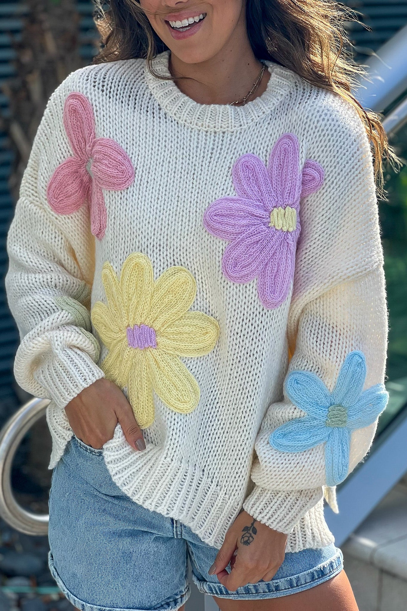 Stylish Cream Floral Pattern Knit Sweater for Casual Wear