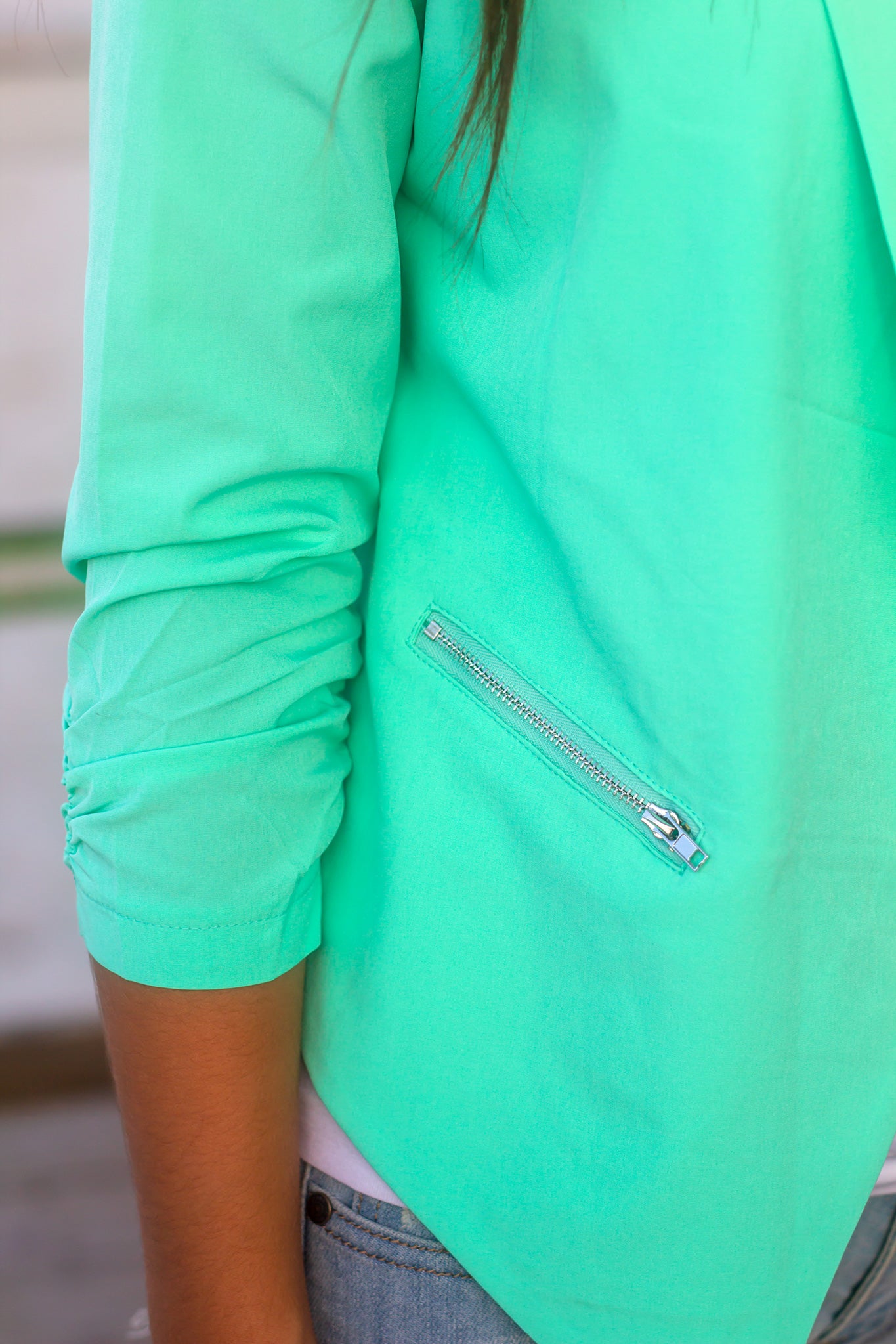Stylish Mint Open Blazer with Zipper Pockets and Ruched Sleeves