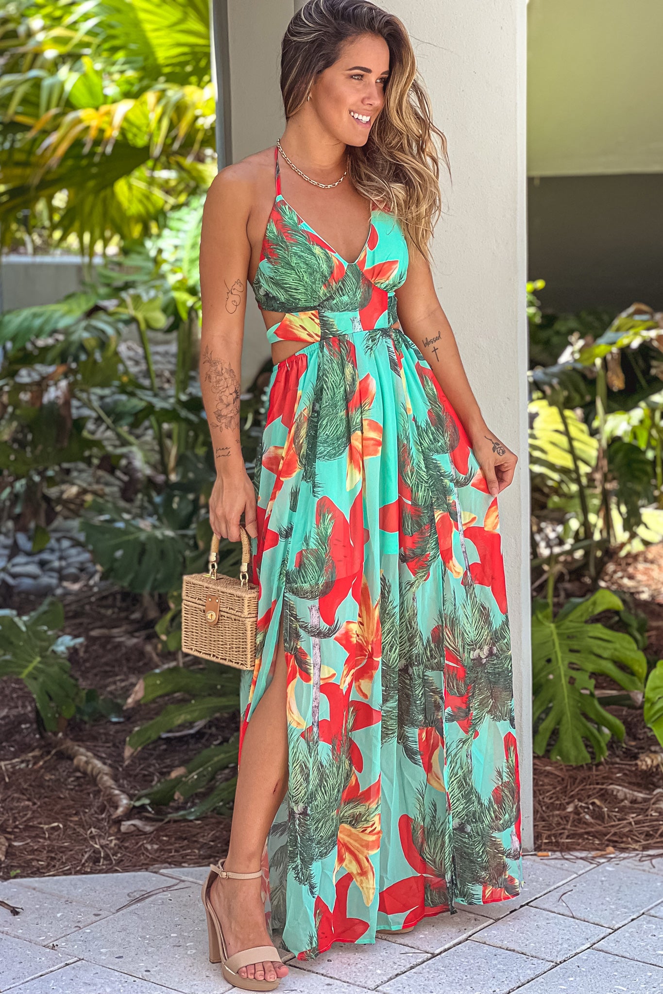Spring-Summer Mint Floral Open-Back Chiffon Maxi Dress