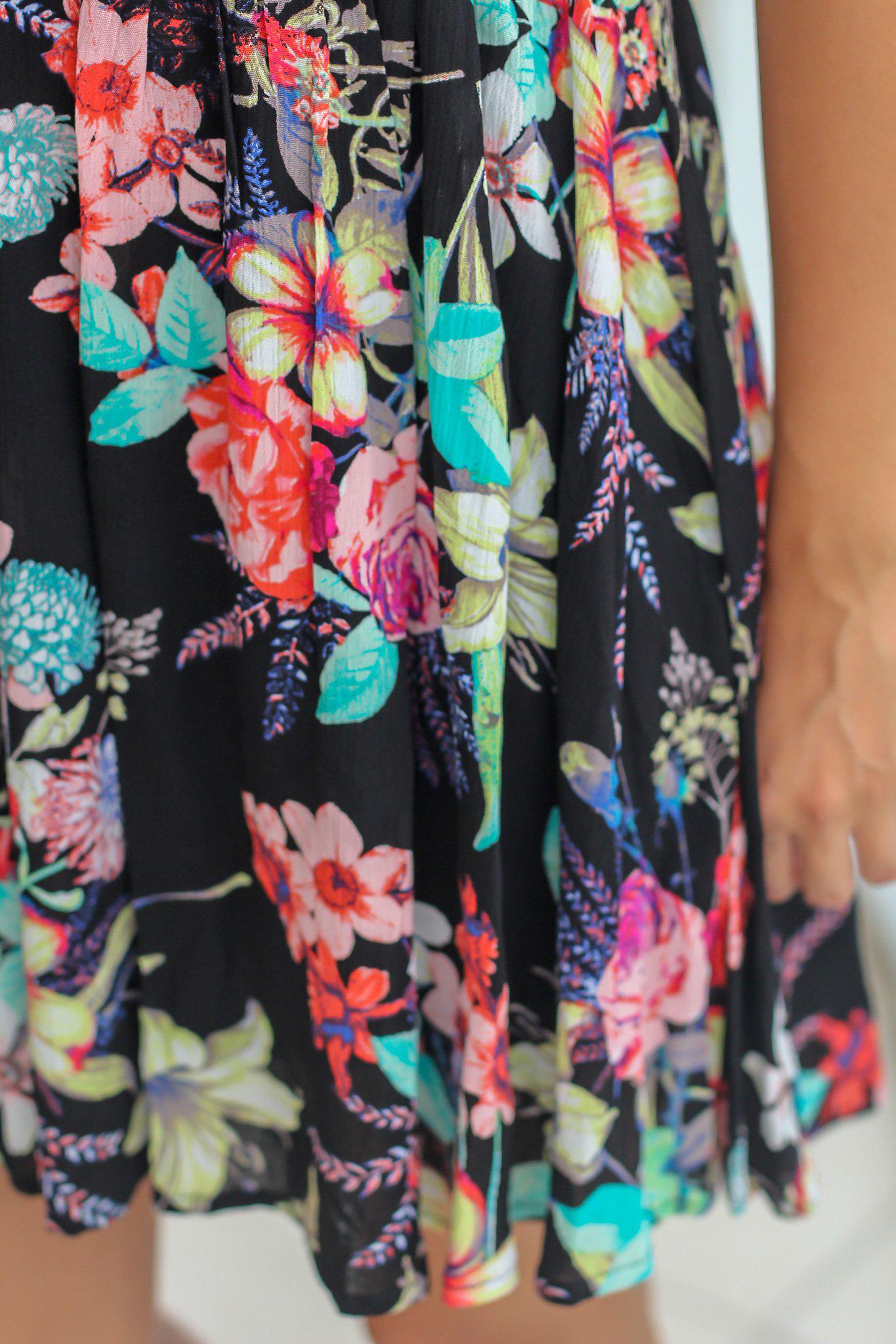 Stylish Black Floral Halter Neck Short Summer Dress for Women