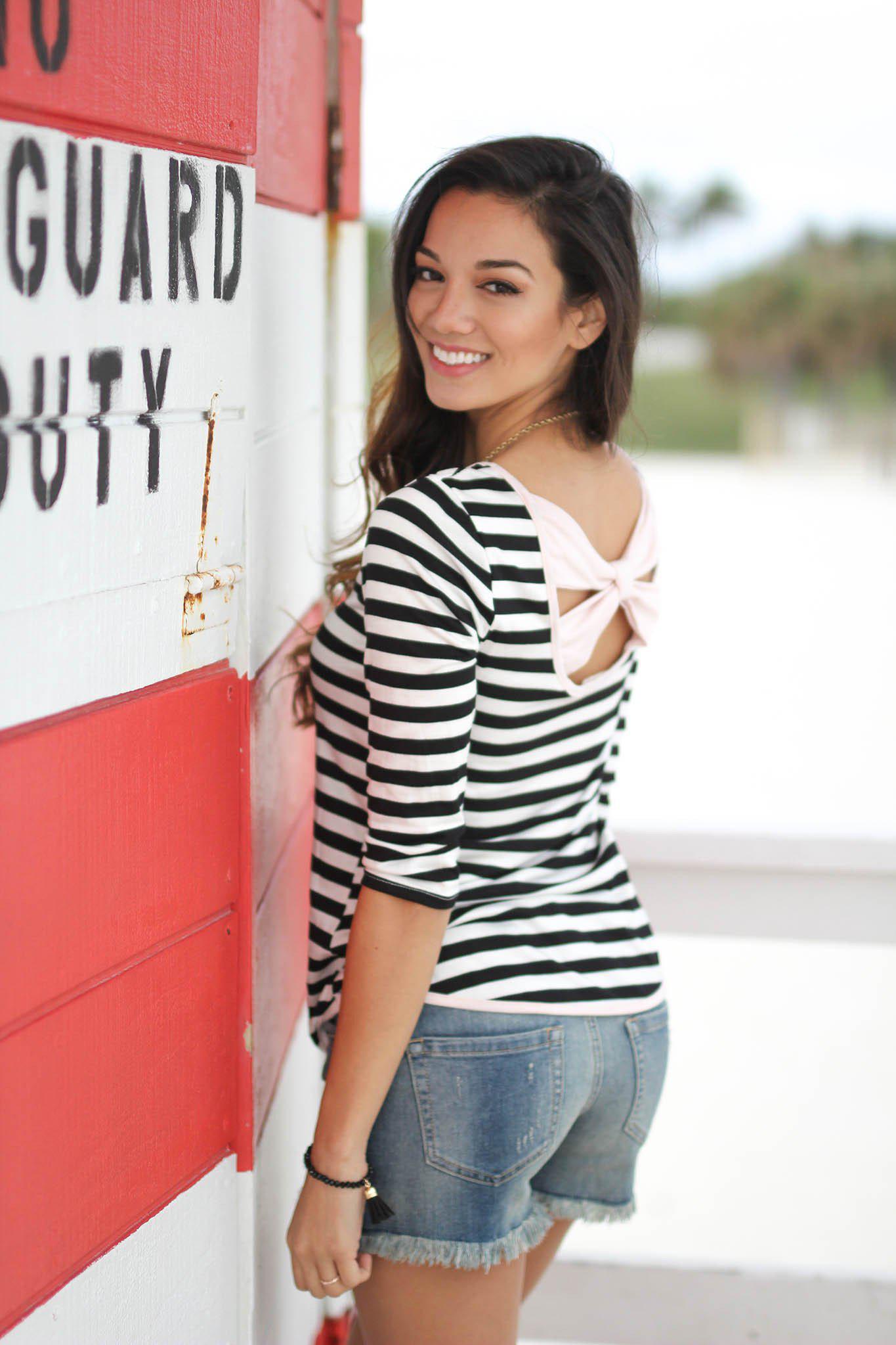 Fashionable Blush and Black Back Bow Women's Top for a Charming Look