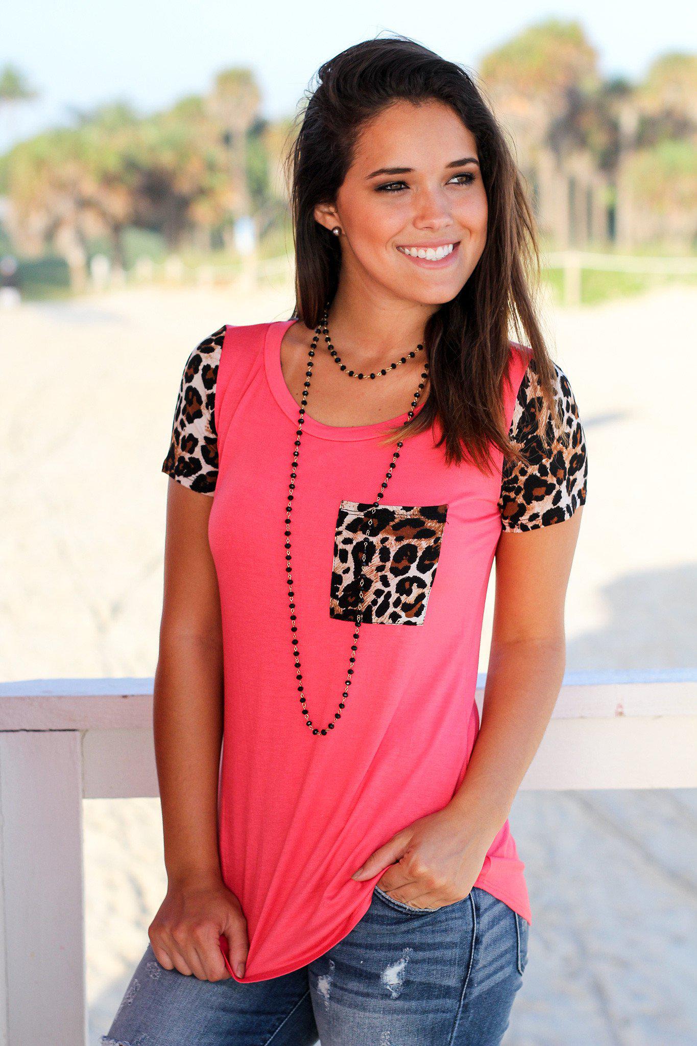 Stylish Coral Top with Leopard Print Sleeves and Pocket