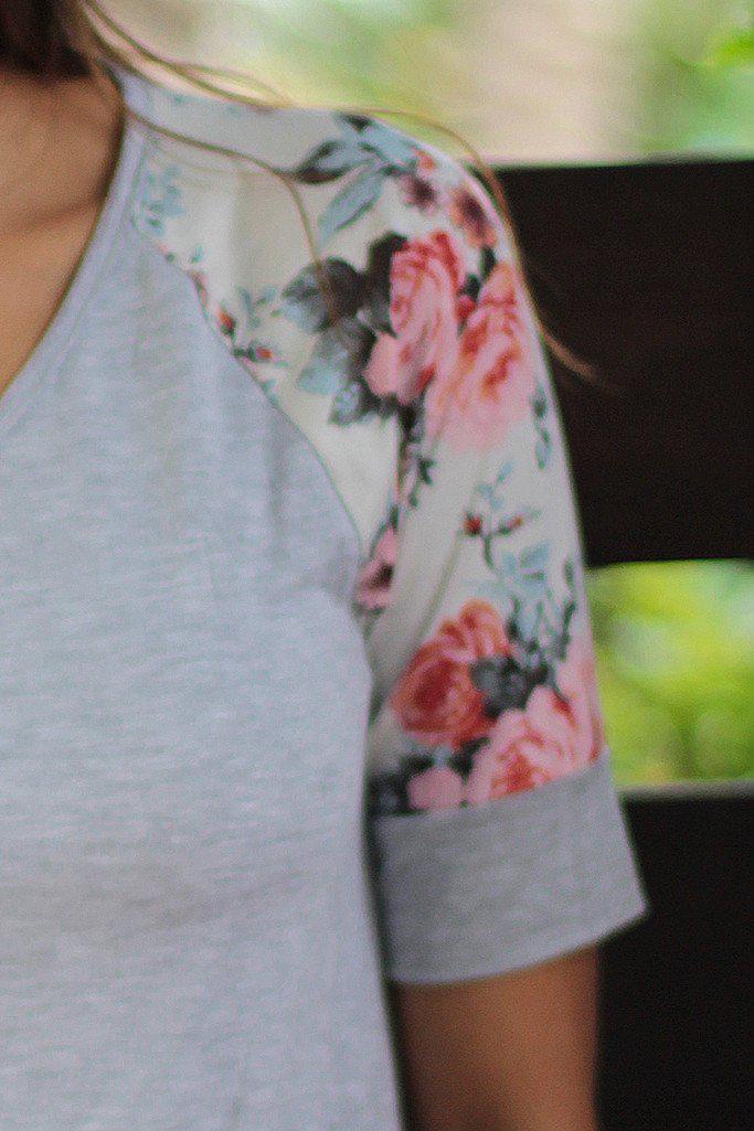 Fashionable Heather Gray Women's Top Featuring Floral-Printed Sleeves