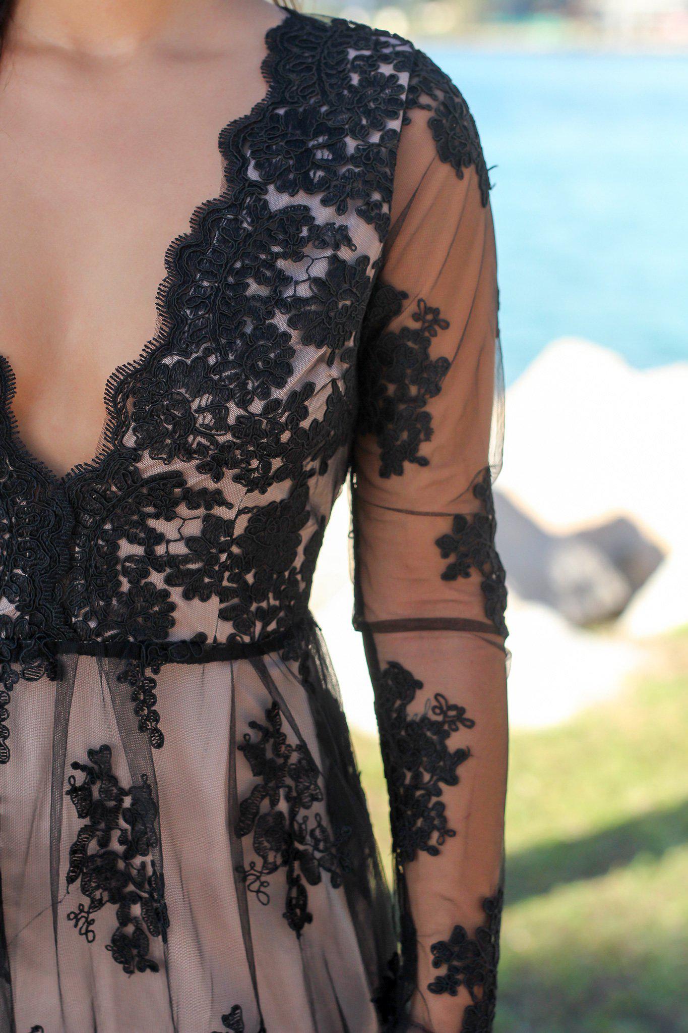Stunning Long-Sleeved Black Embroidered Maxi Dress