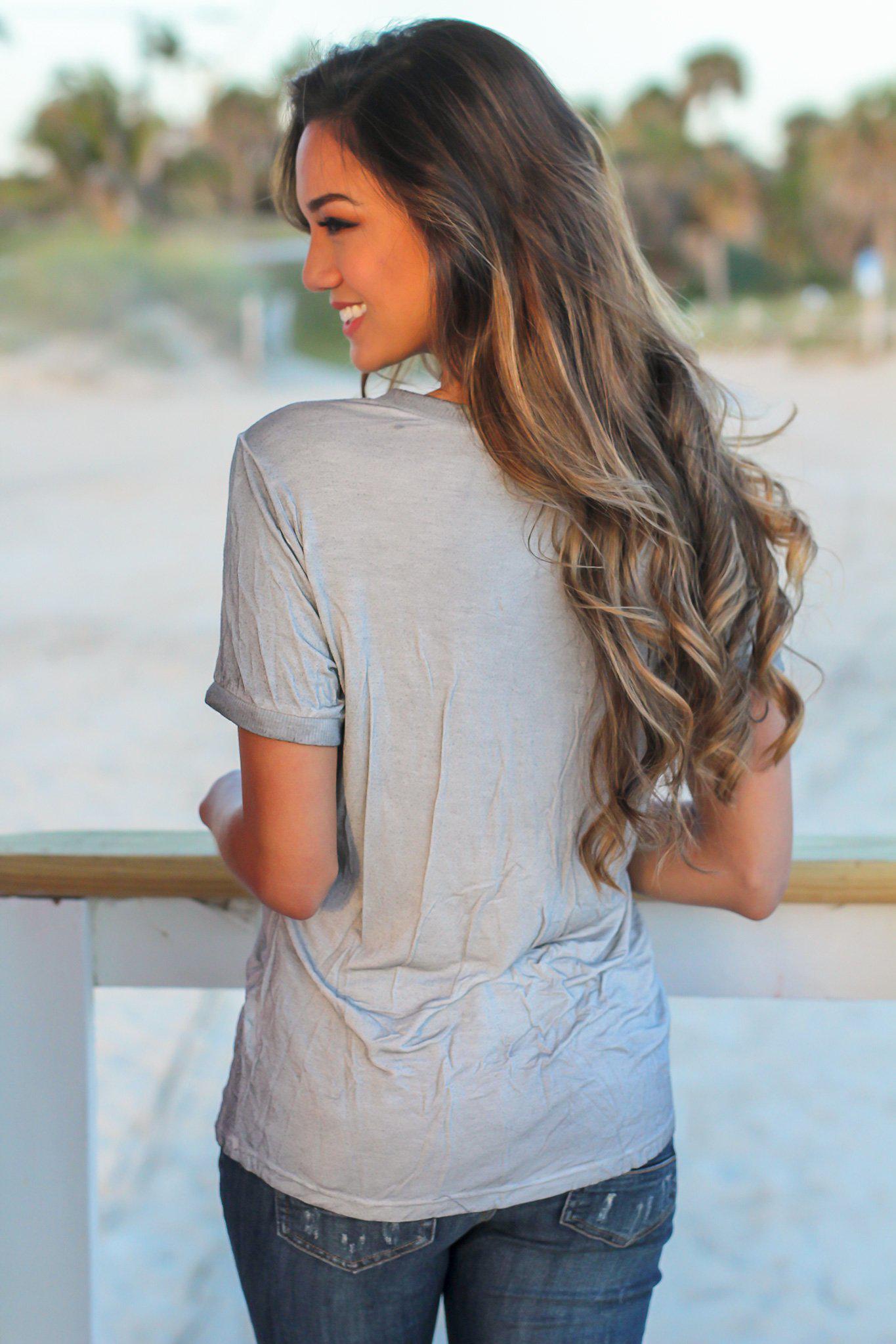 Stylish Heather Gray V-Neck Top with Frayed Floral Pocket