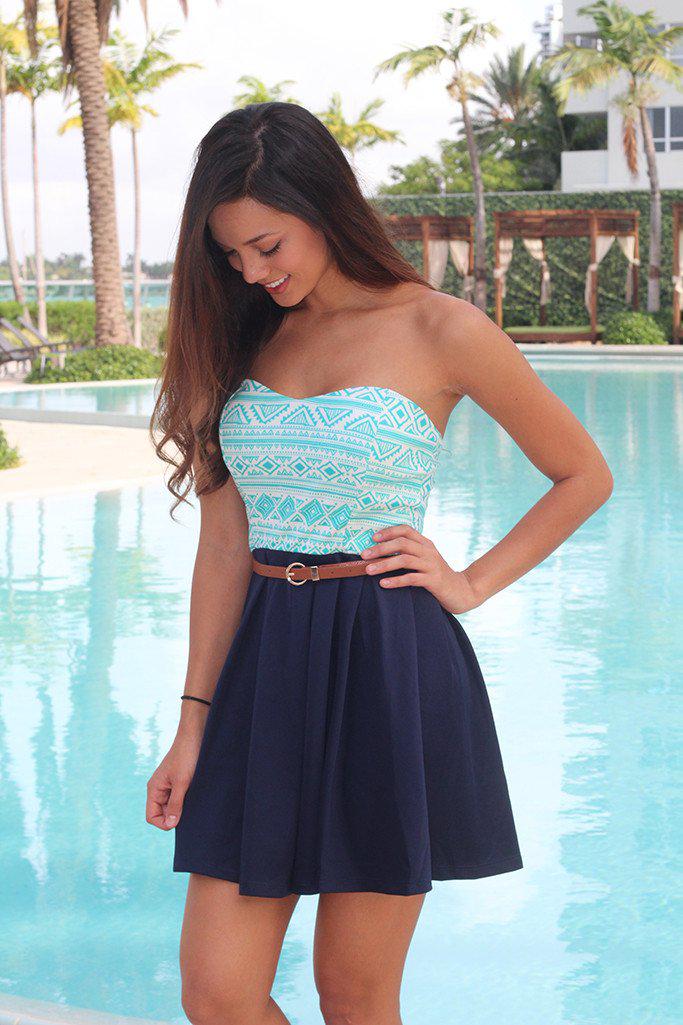 Fashionable Mint, Navy and White Short Women's Dress with a Stylish Brown Belt