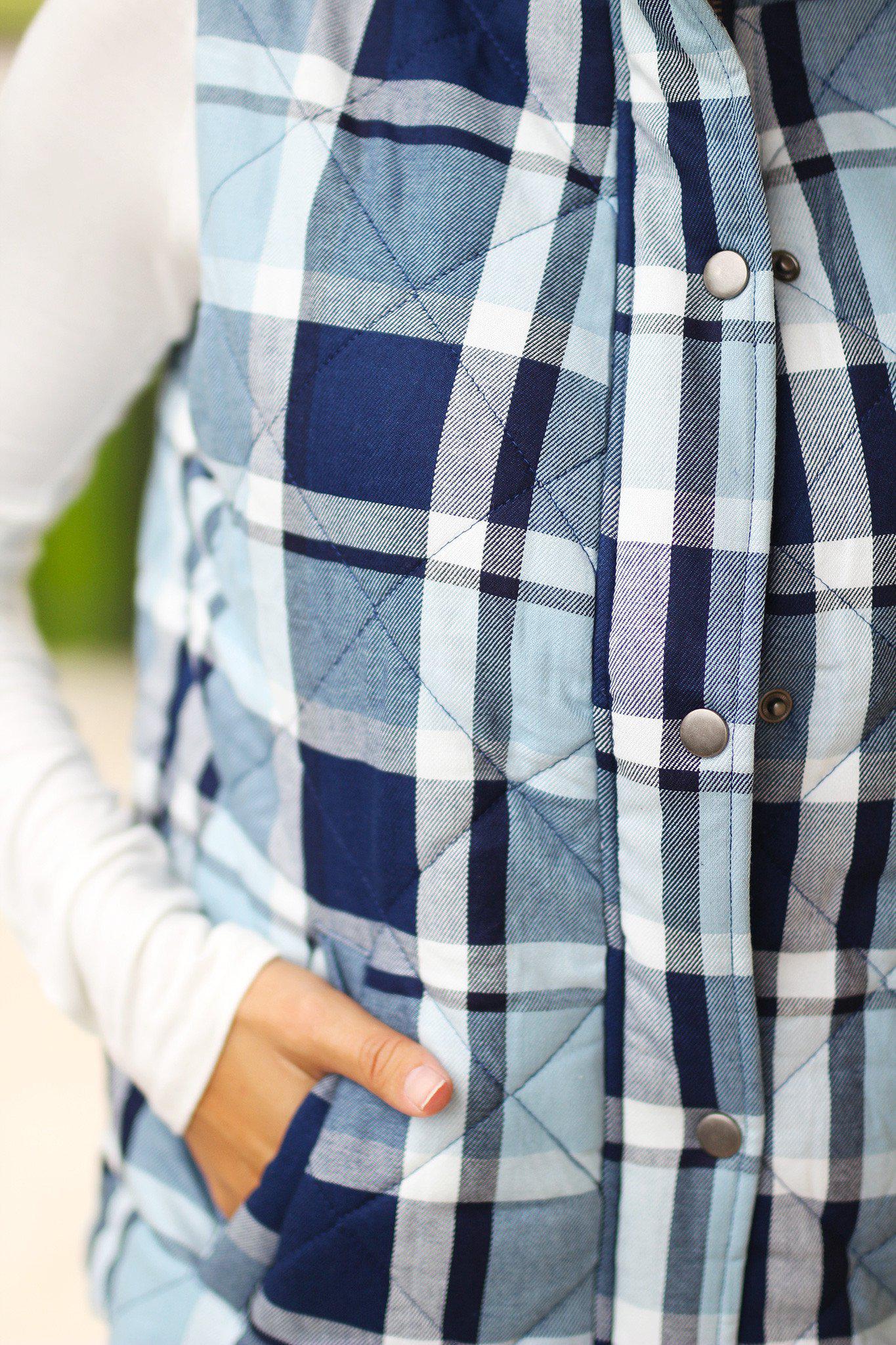 Stylish Blue Plaid Cotton Vest for Fall/Winter with Convenient Front Pockets