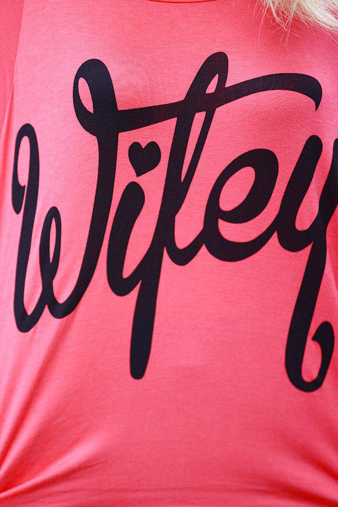 Coral-colored “Wifey” Women's Fashionable Top
