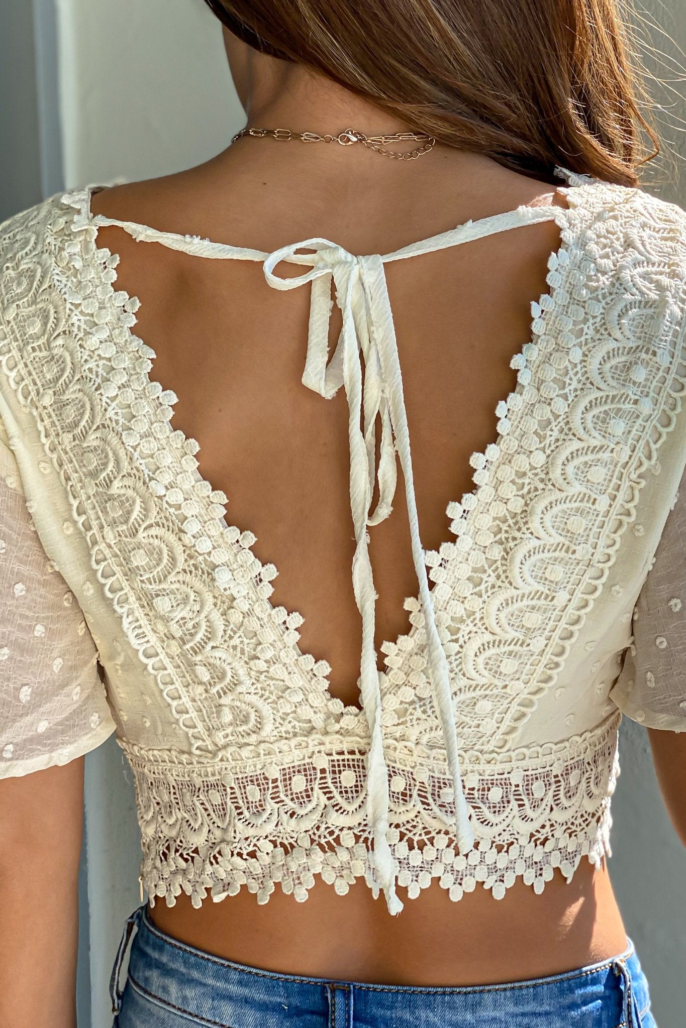 Spring Cream-colored Crochet Cropped Top for Women