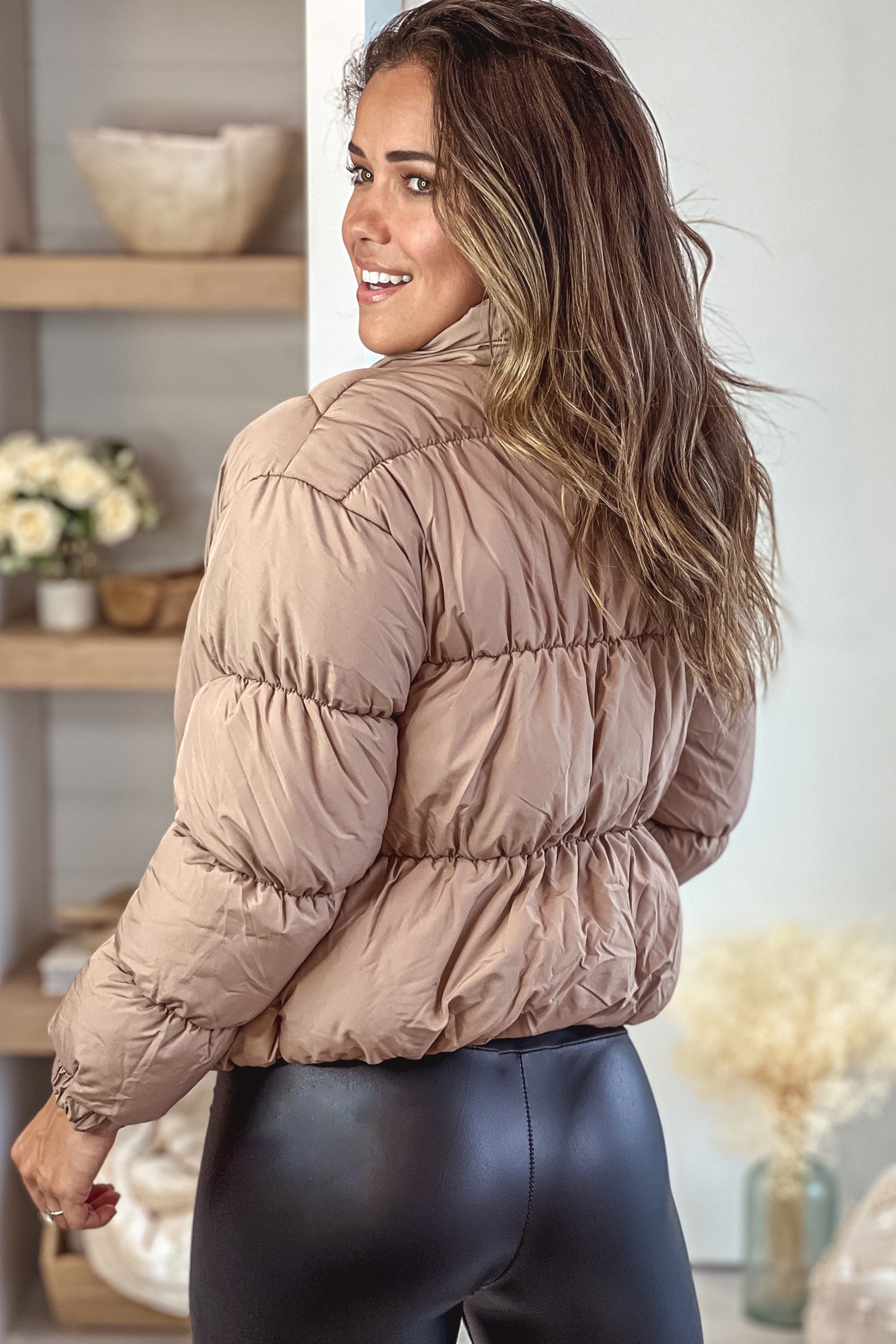 Cozy and Stylish Coco Brown Women's Winter Puffer Jacket