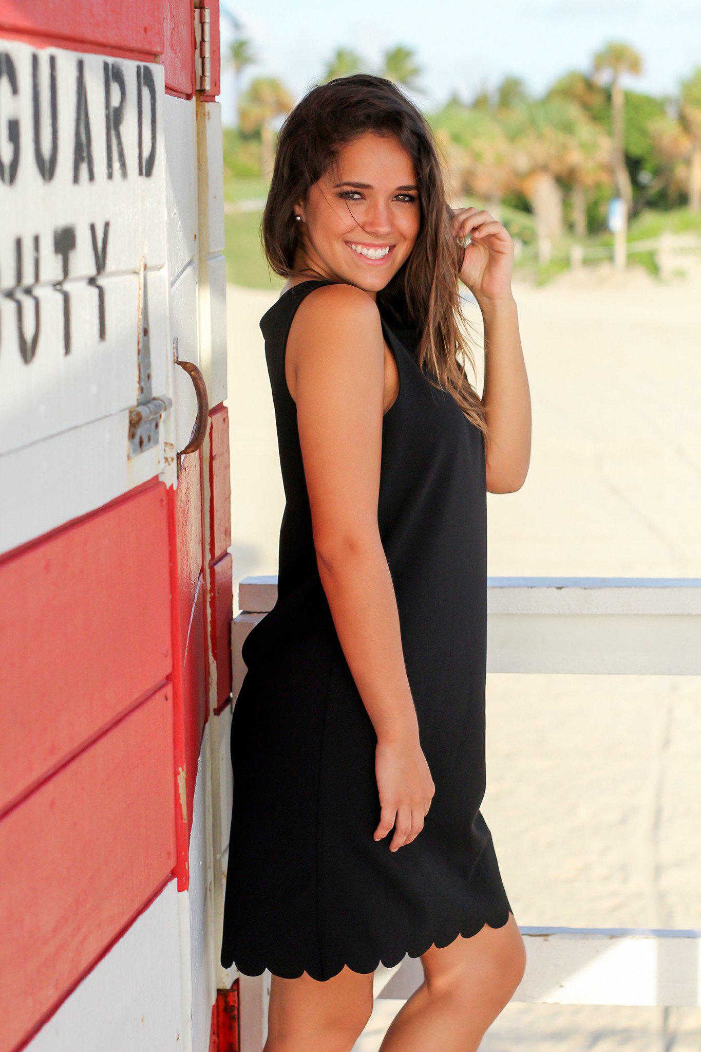 Stylish Black Sleeveless Short Dress with Scalloped Hem for Women
