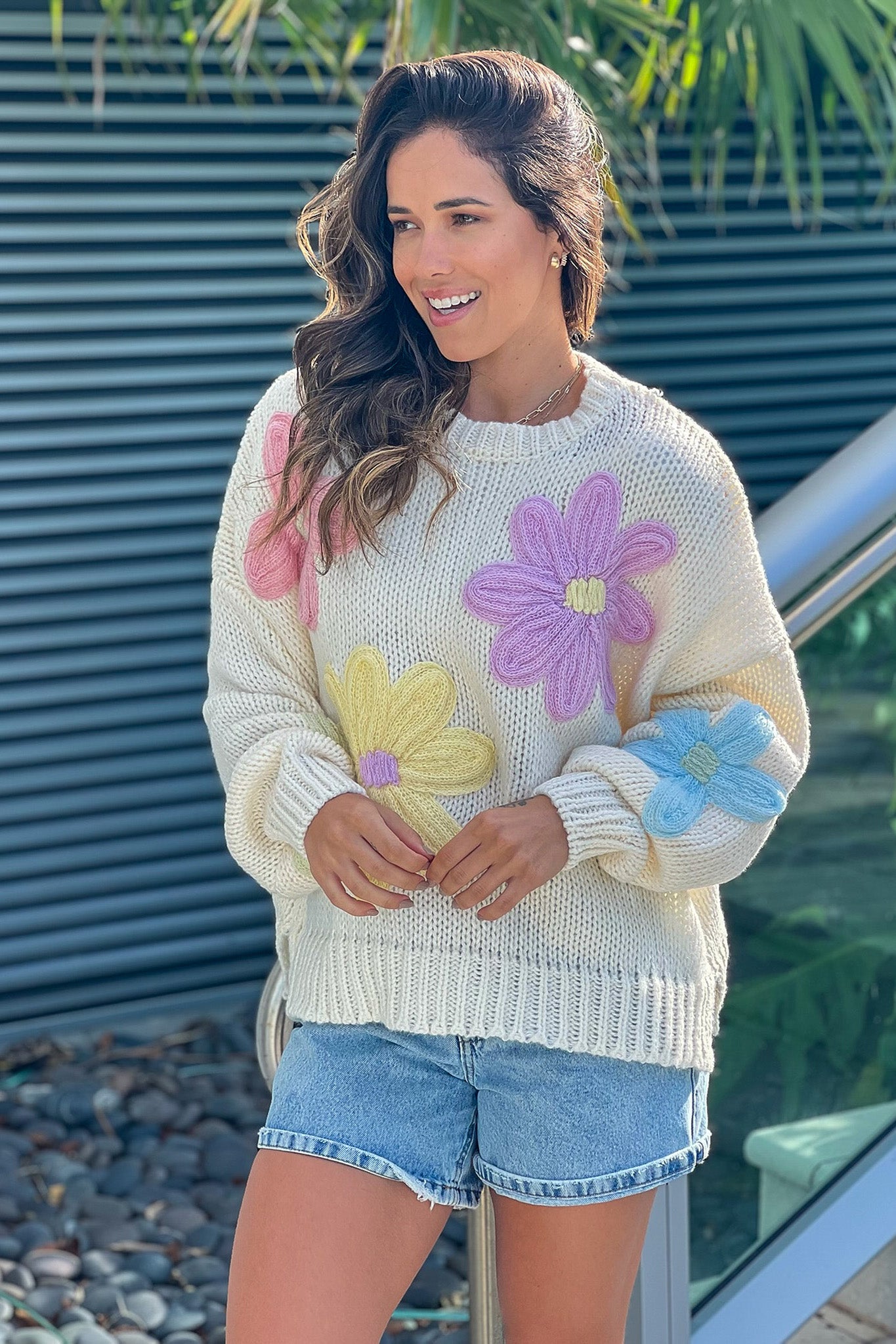 Stylish Cream Floral Pattern Knit Sweater for Casual Wear