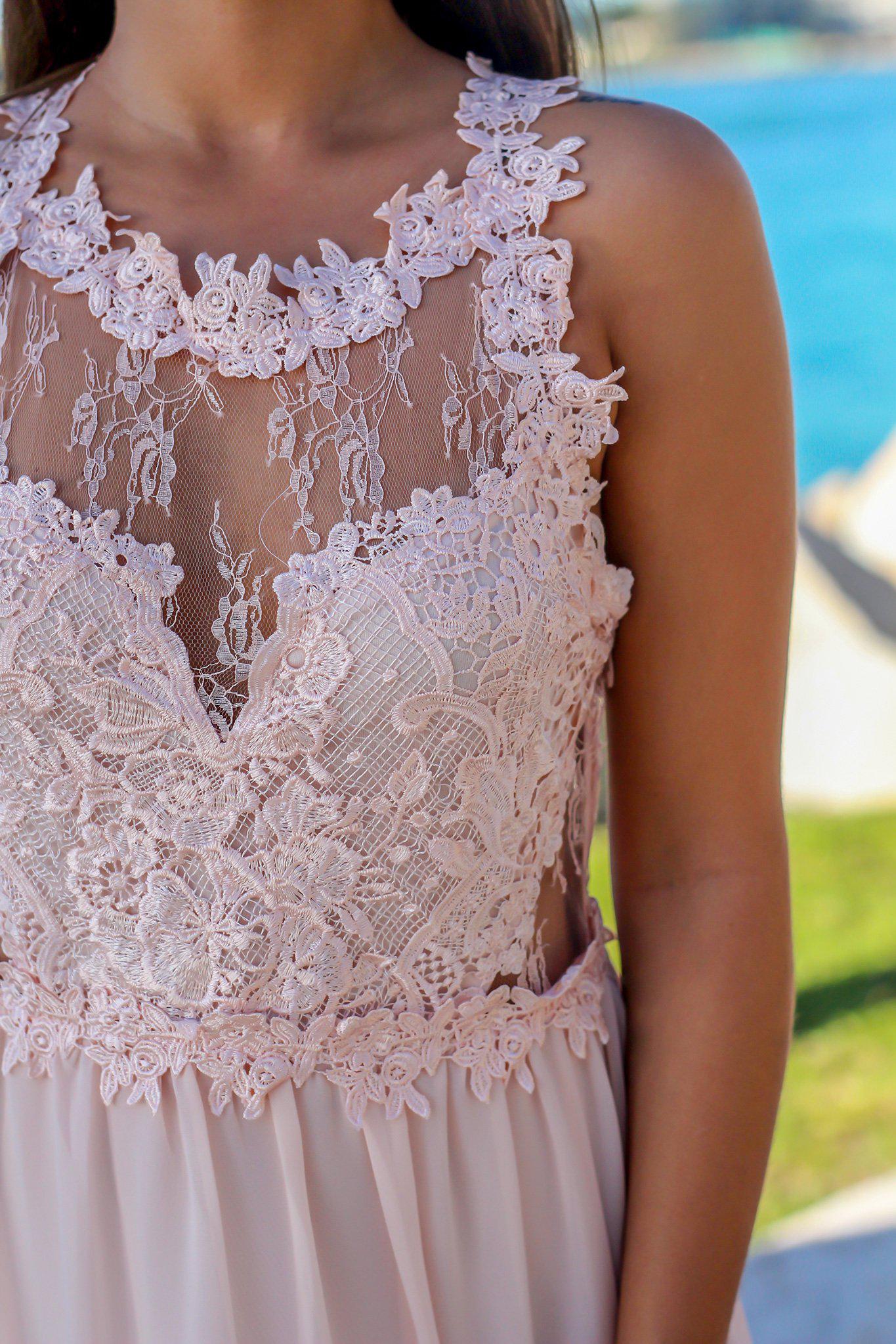Stunning Blush Maxi Dress with Elegant Lace Top for Special Occasions