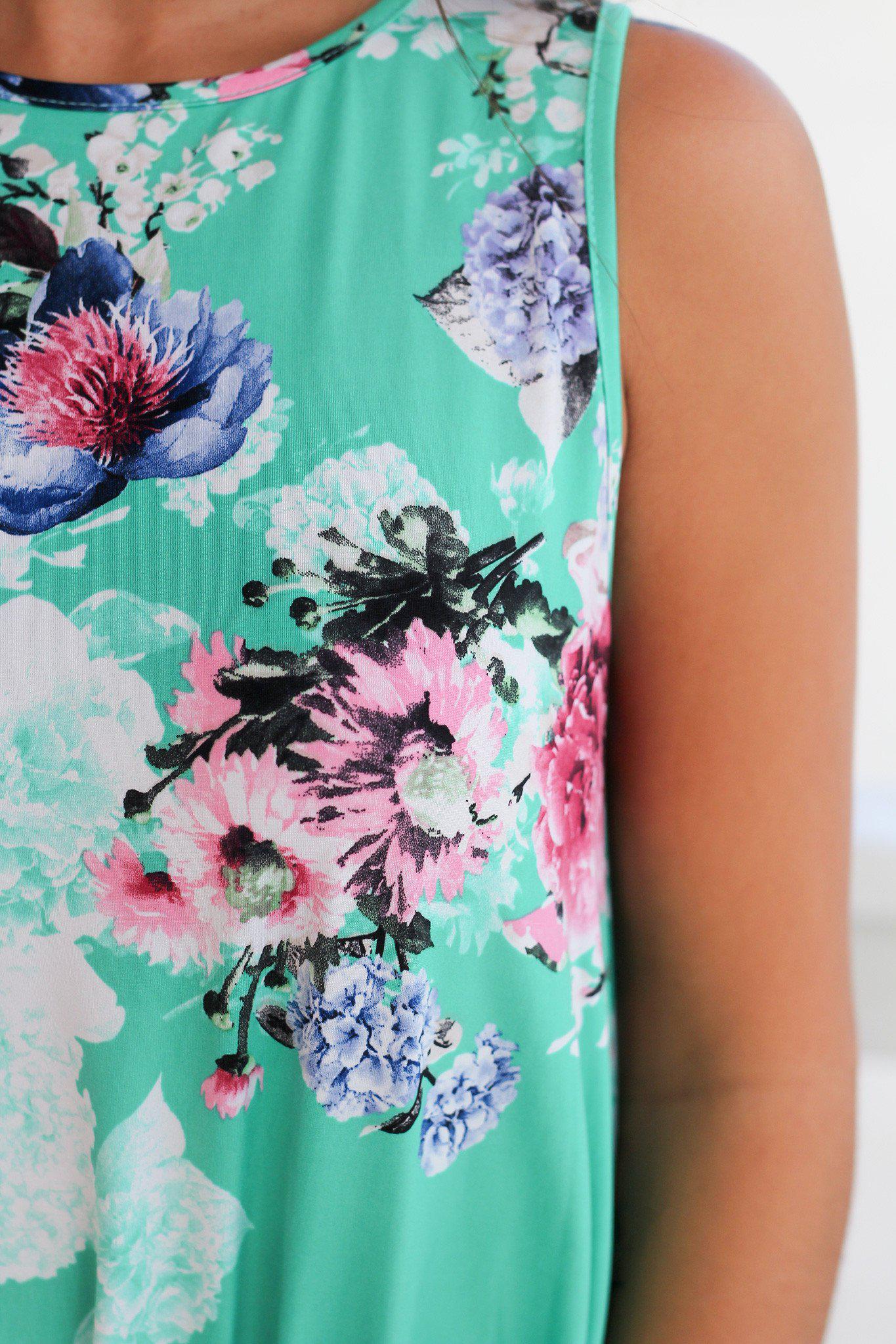 Adorable Mint Floral Print Sleeveless Comfort Top for Spring and Summer